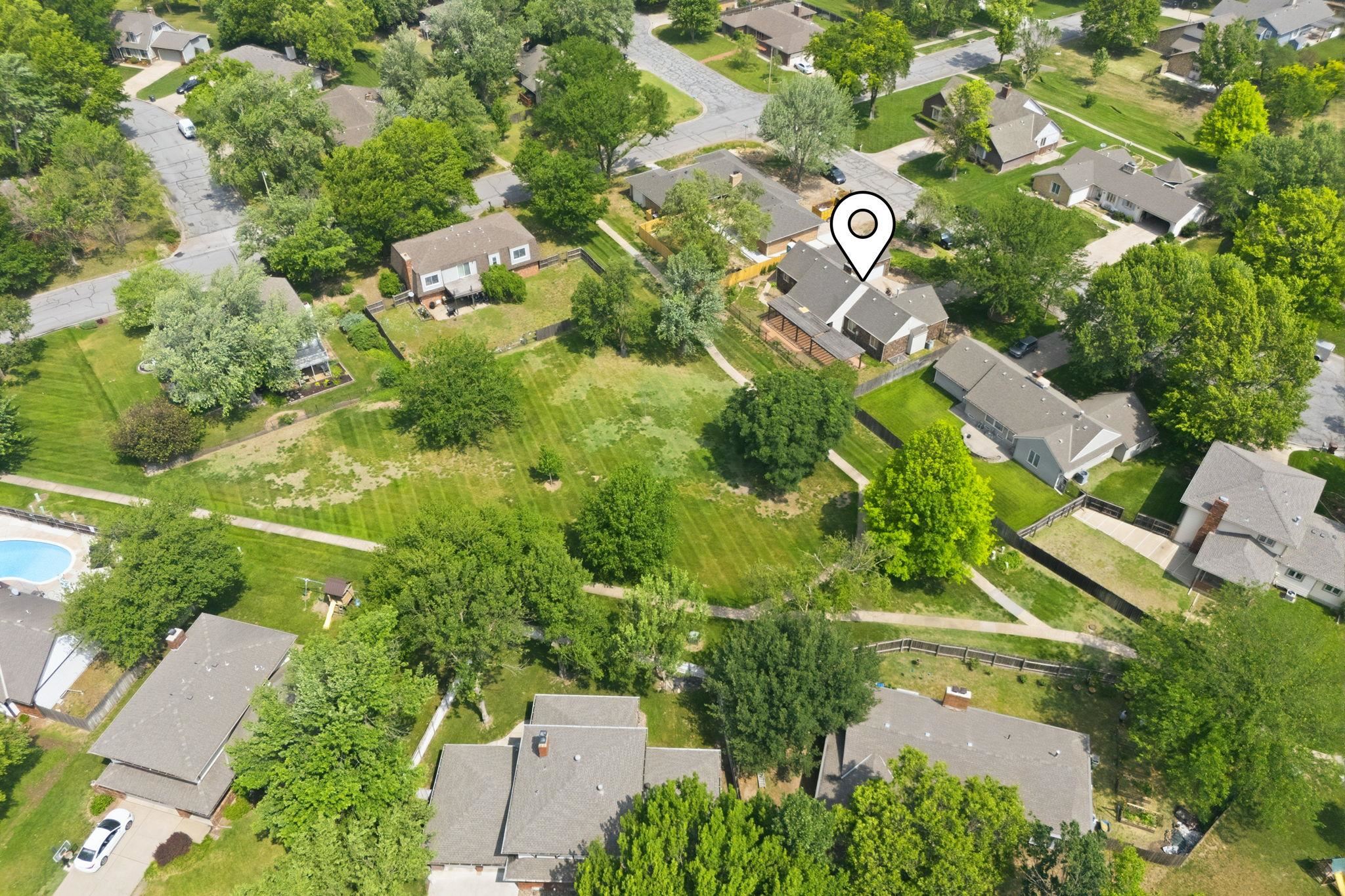 1506 N Caddy Property Photo 33