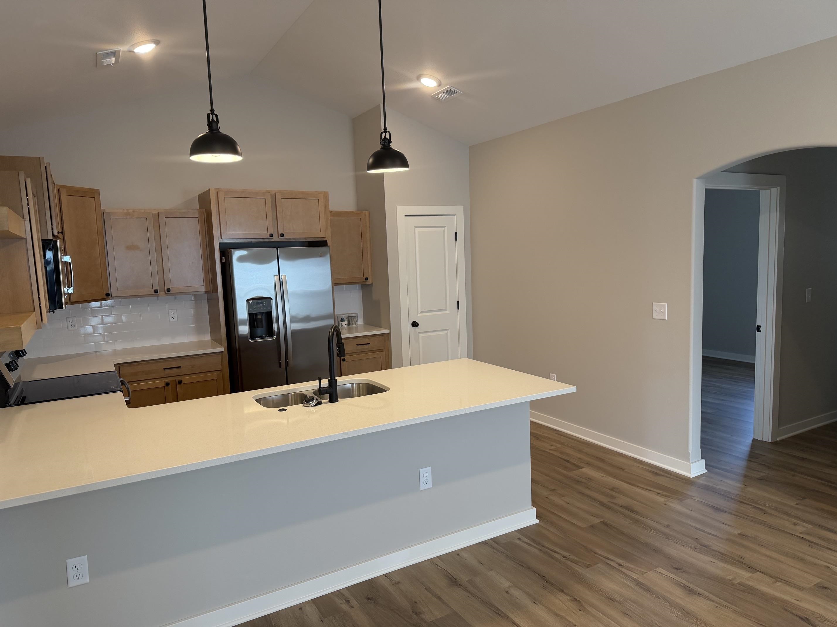 761 N Wheatland St Property Photo 3