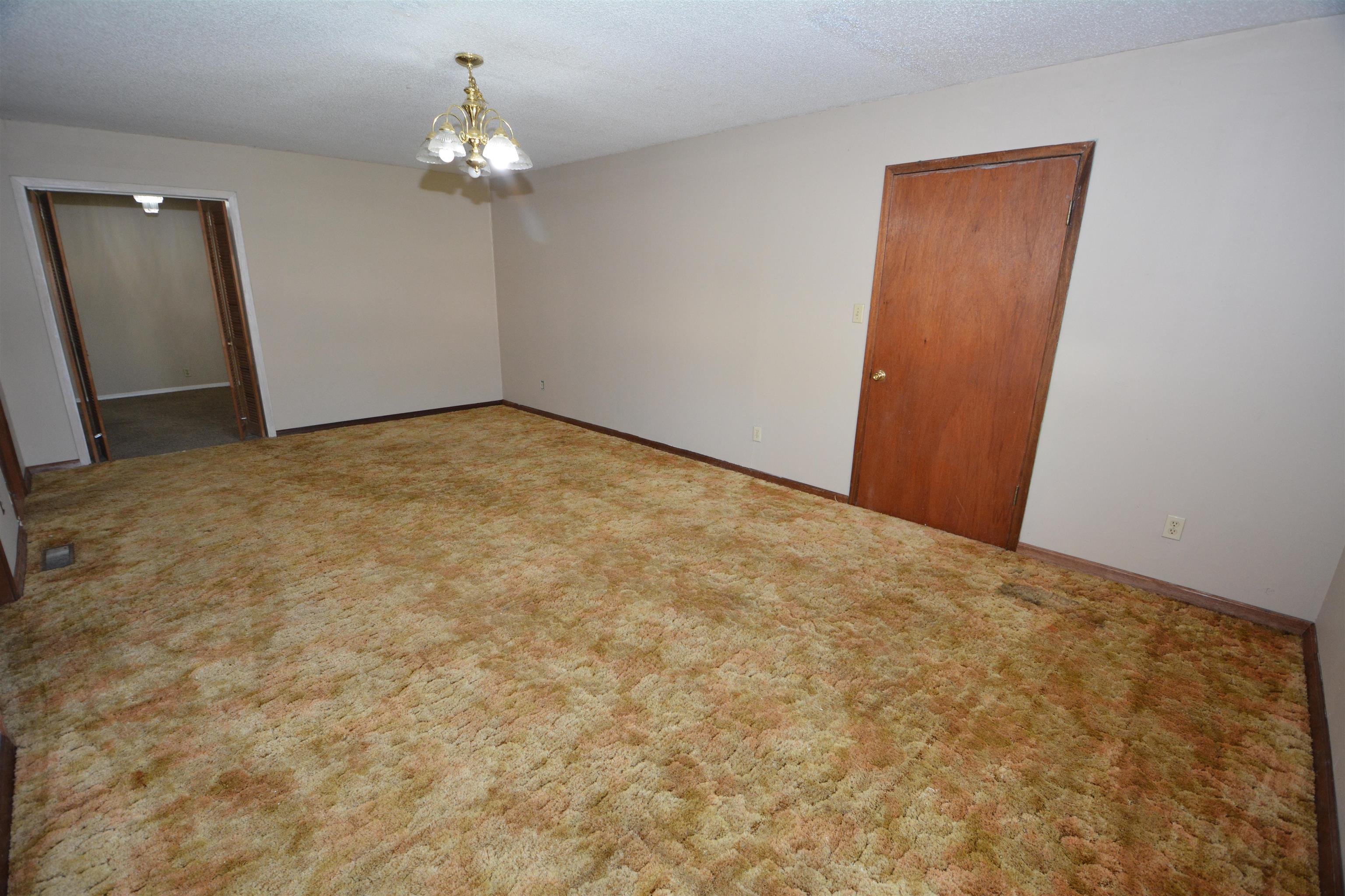 216 N Blankenship Rd Property Photo 7