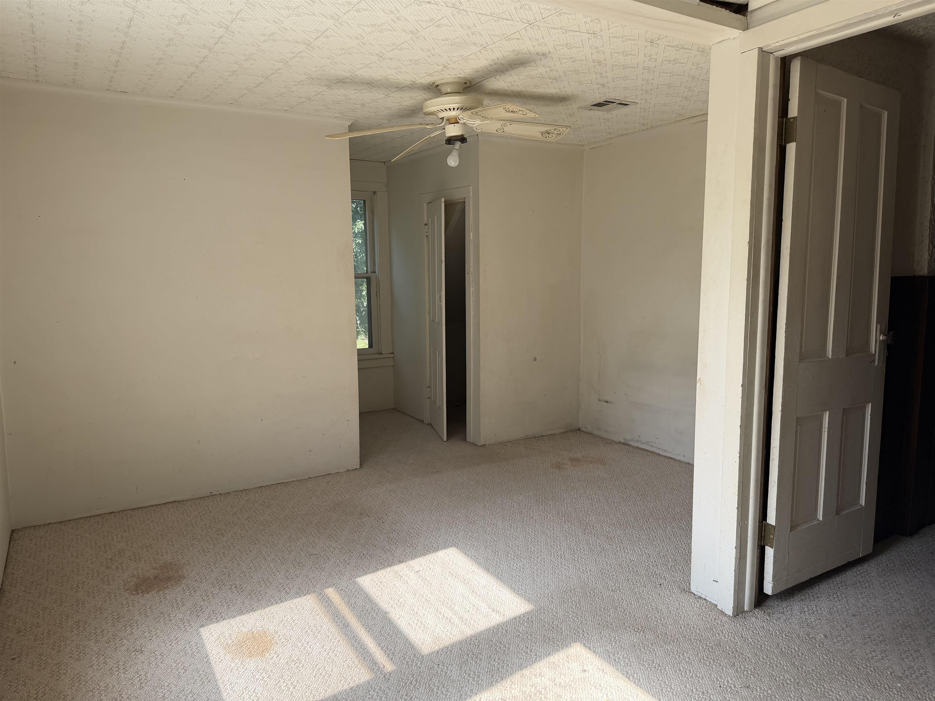 521 N Mulberry St Property Photo 18