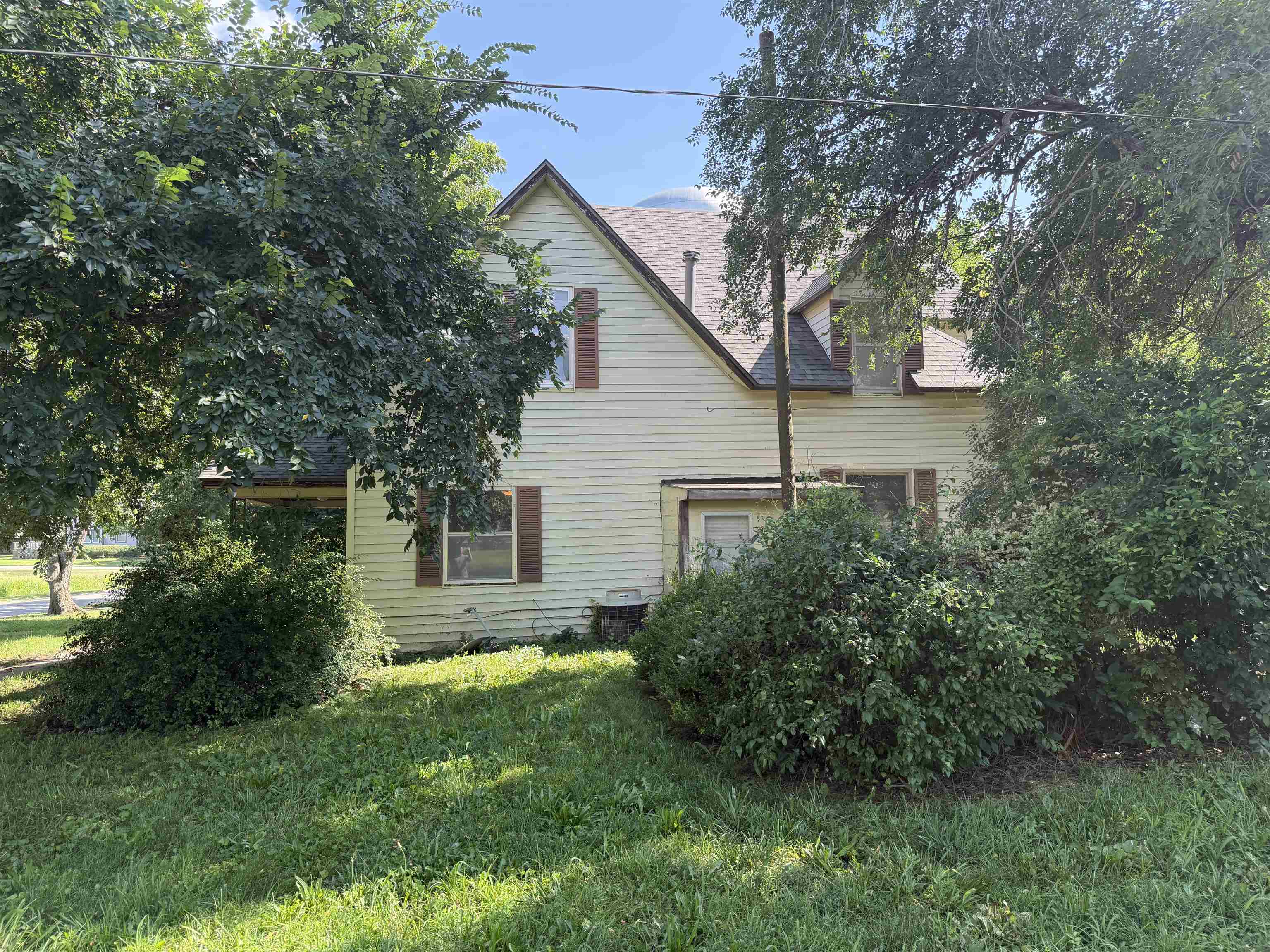 521 N Mulberry St Property Photo 23