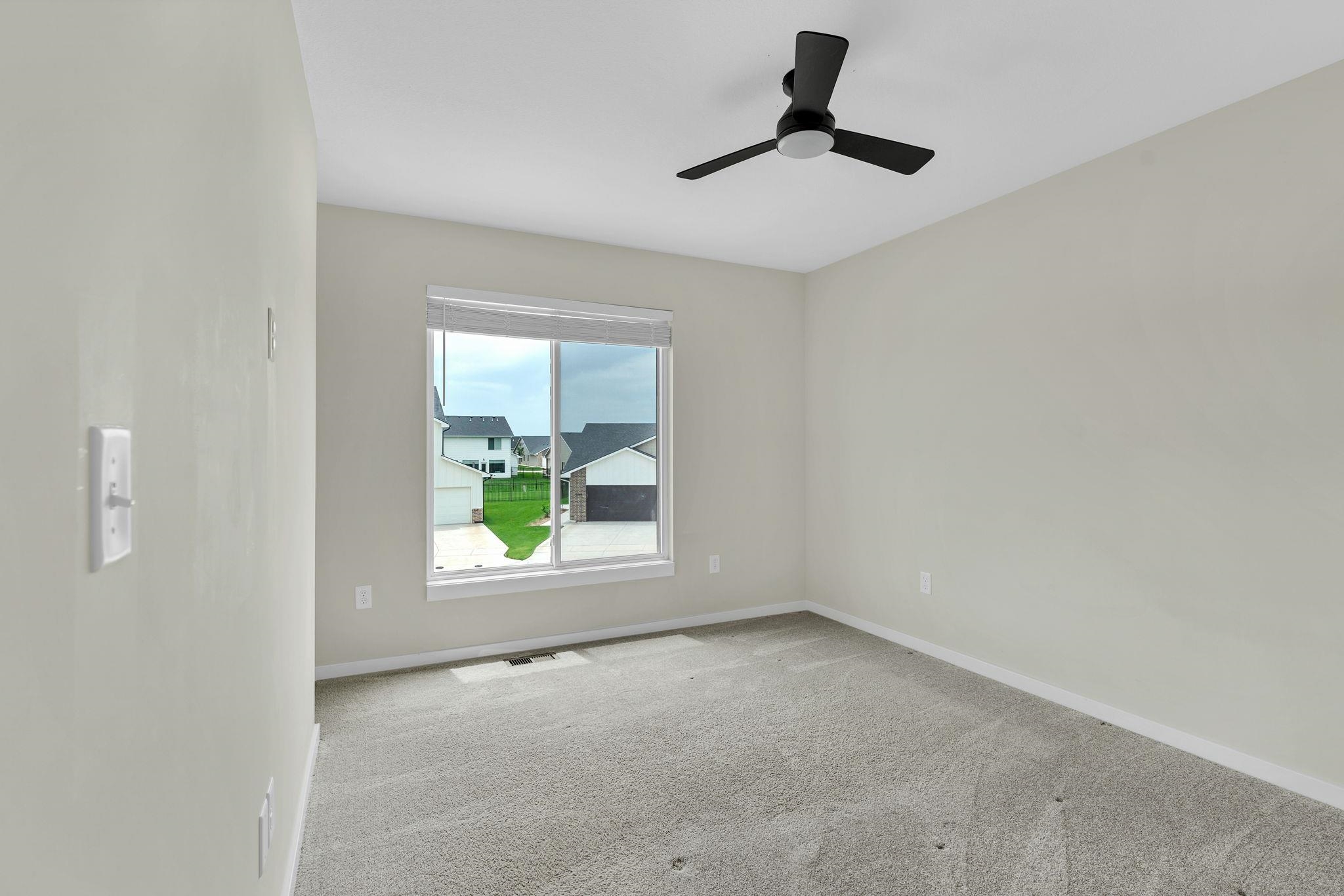 12178 W Swift Fox Property Photo 23
