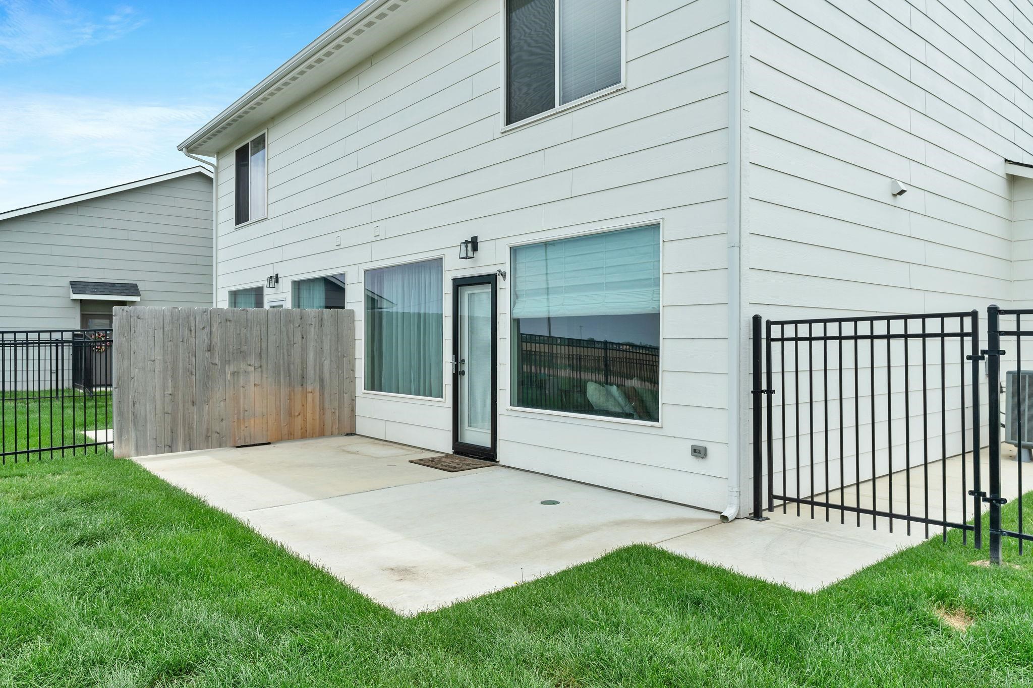 12178 W Swift Fox Property Photo 25