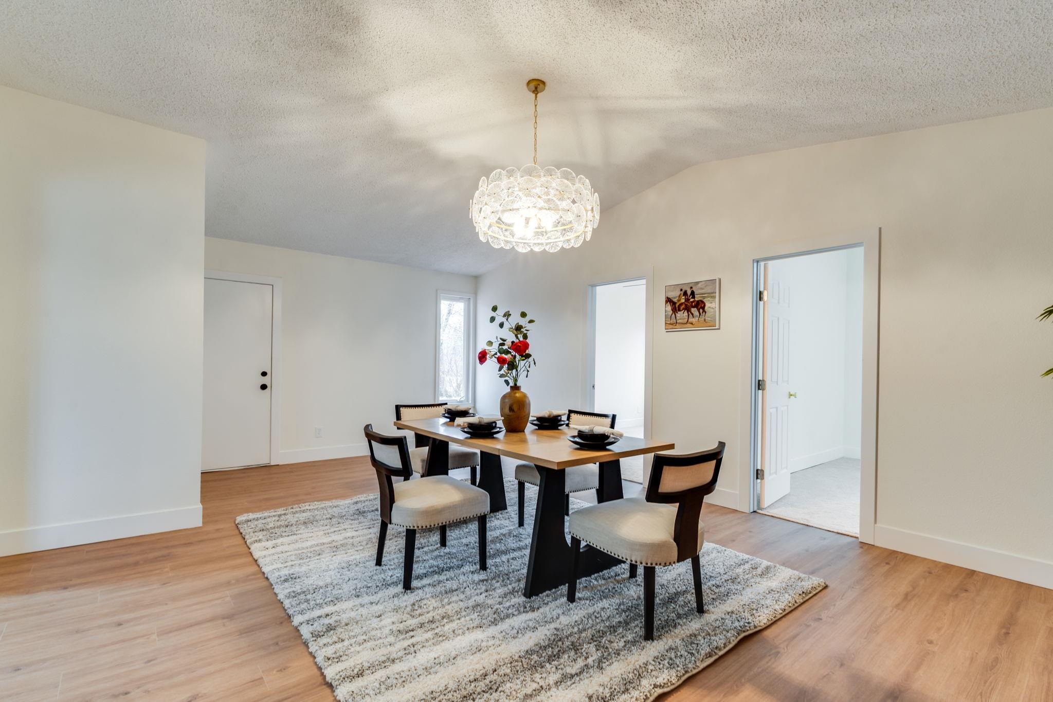 14511 W Selma Property Photo 5
