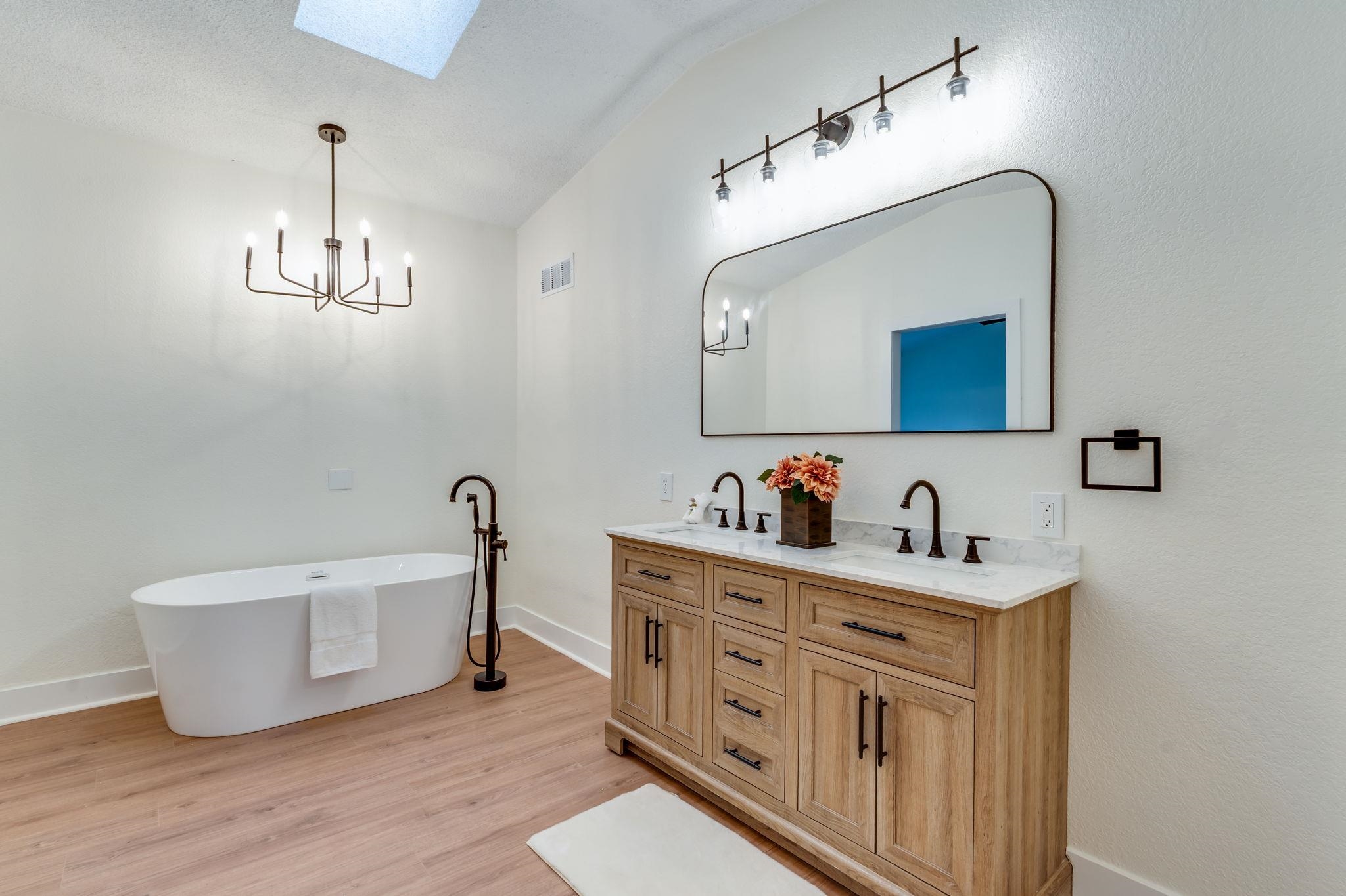 14511 W Selma Property Photo 12