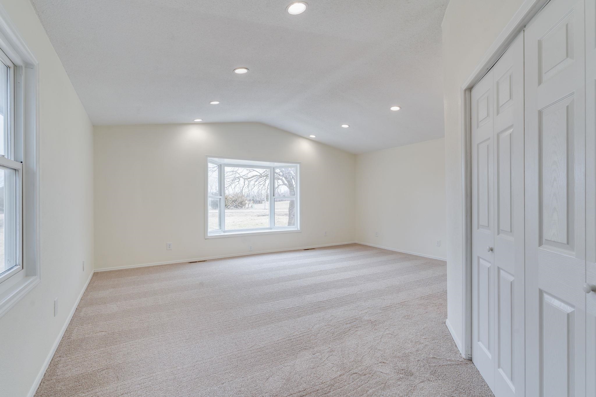14511 W Selma Property Photo 17