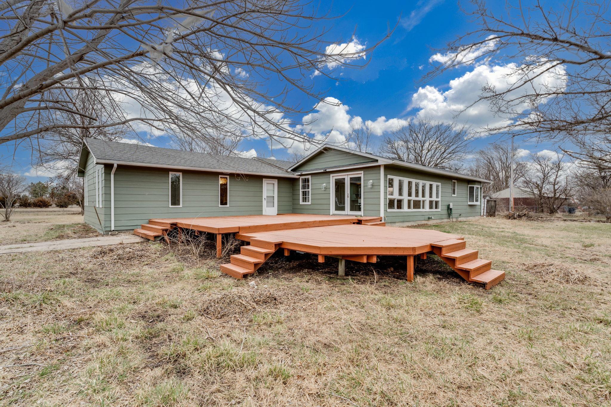 14511 W Selma Property Photo 27
