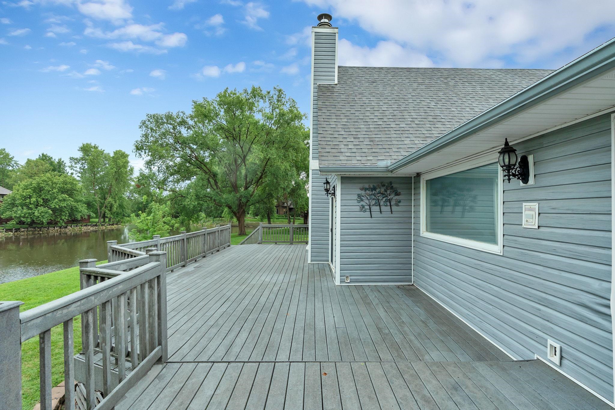 1340 S Greenwich Property Photo 32