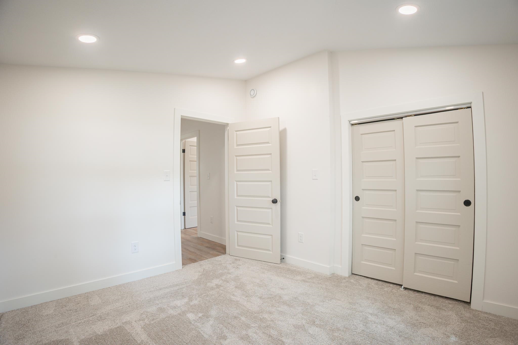 612 Delia Avenue Property Photo 25