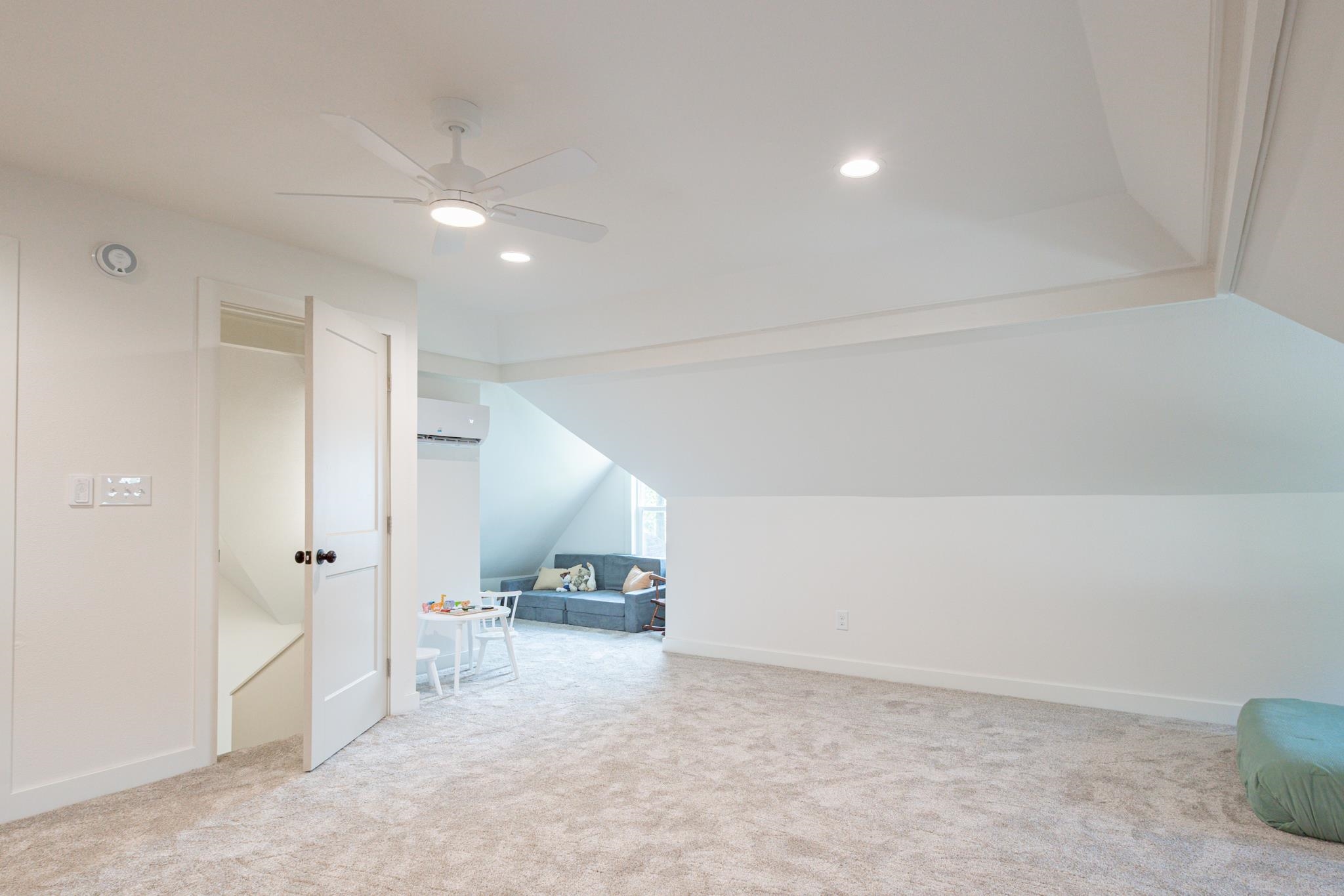 612 Delia Avenue Property Photo 29
