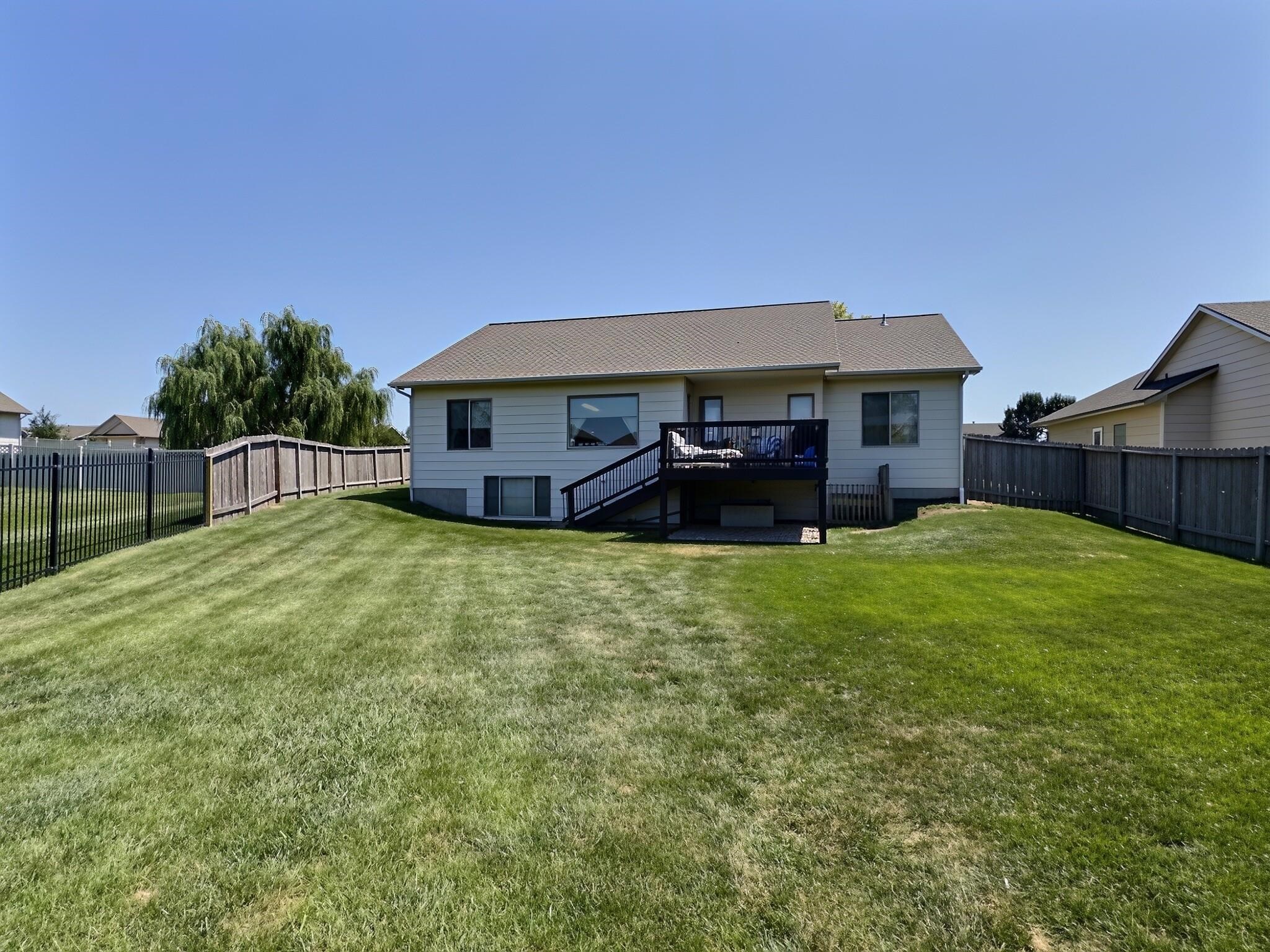936 E Moss Wood Property Photo 19