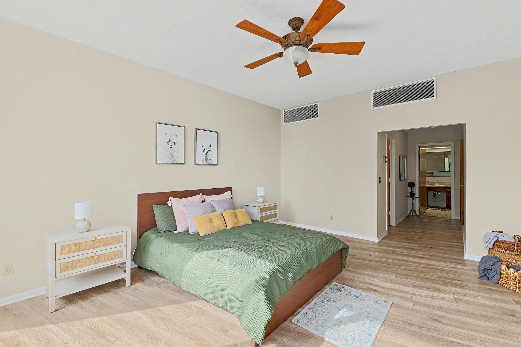 1401 W River Blvd. Property Photo 20