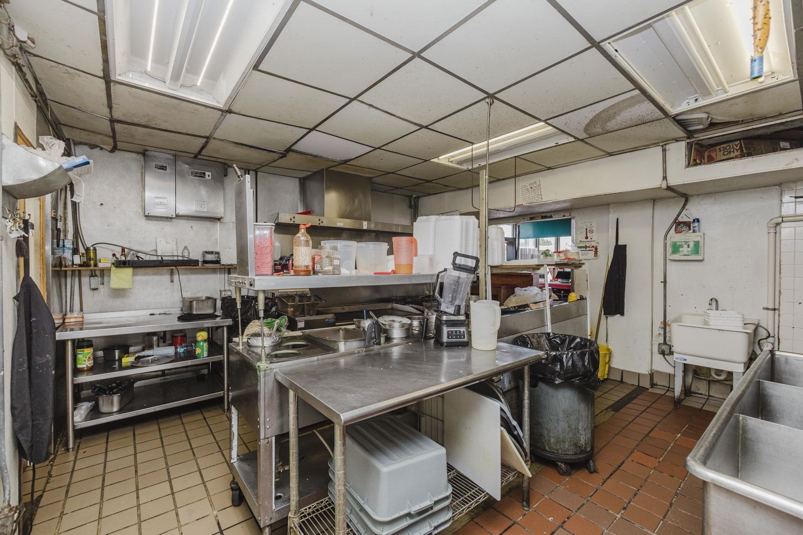 503 N West St. Property Photo 15