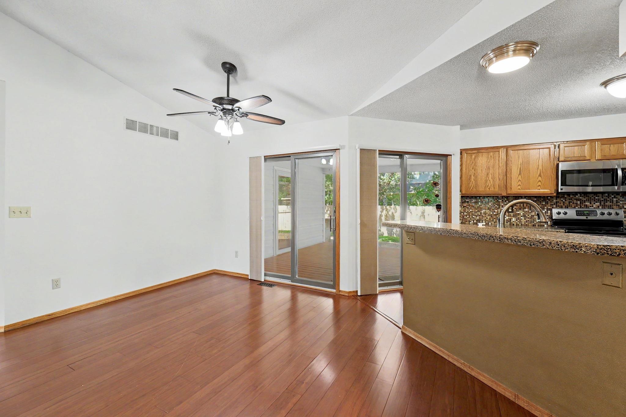 2735 S Carrwood Property Photo 6