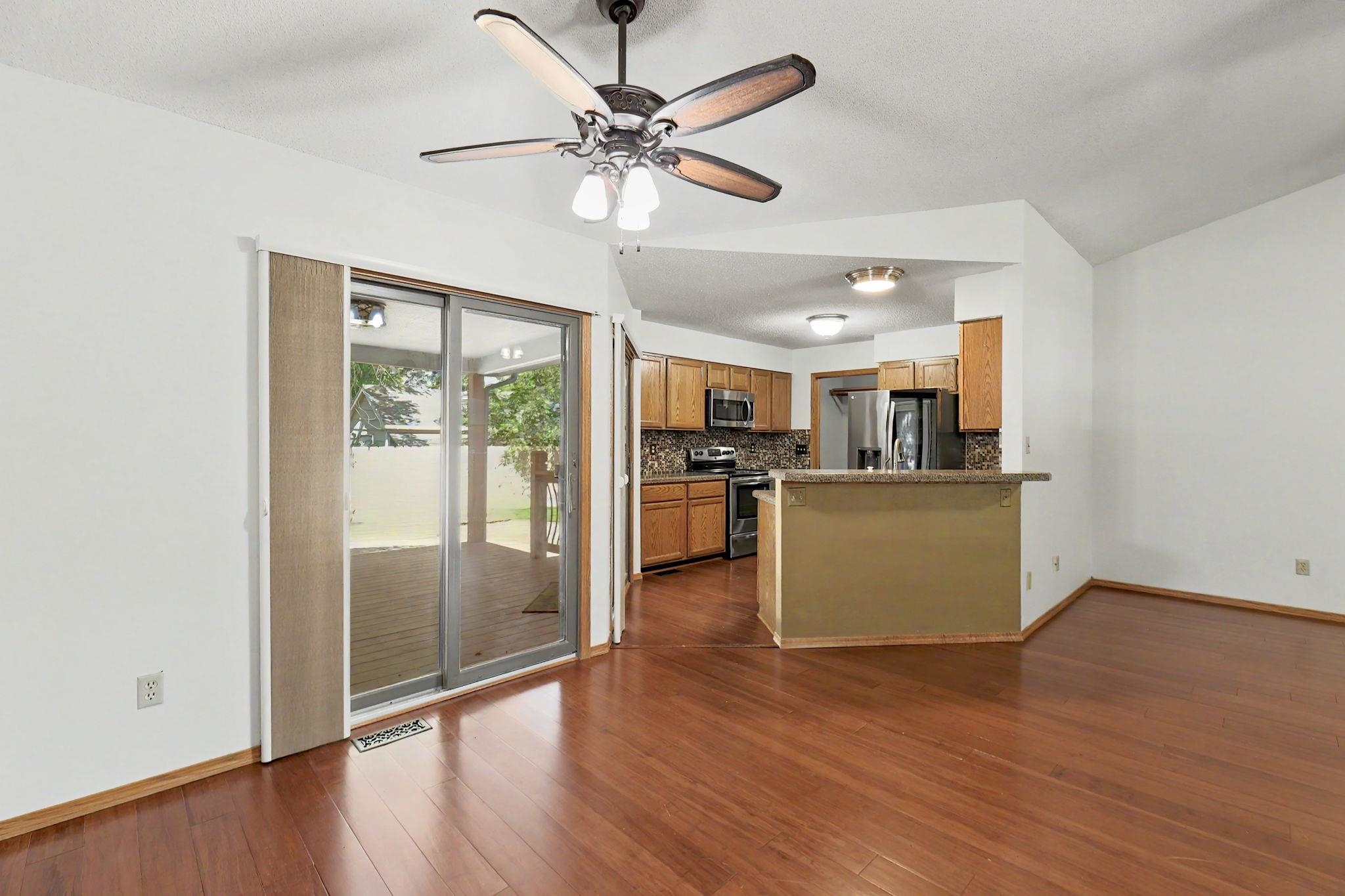 2735 S Carrwood Property Photo 7