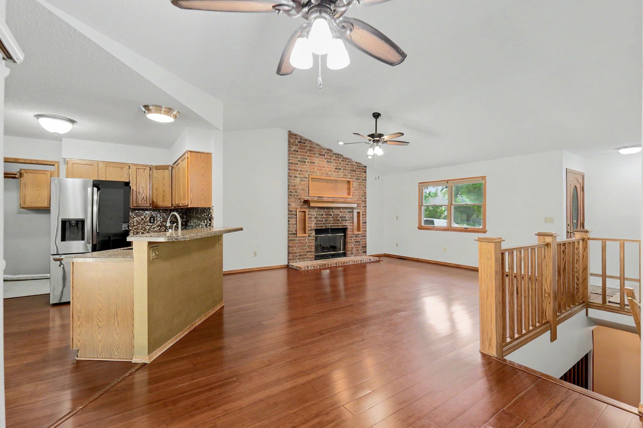 2735 S Carrwood Property Photo 8