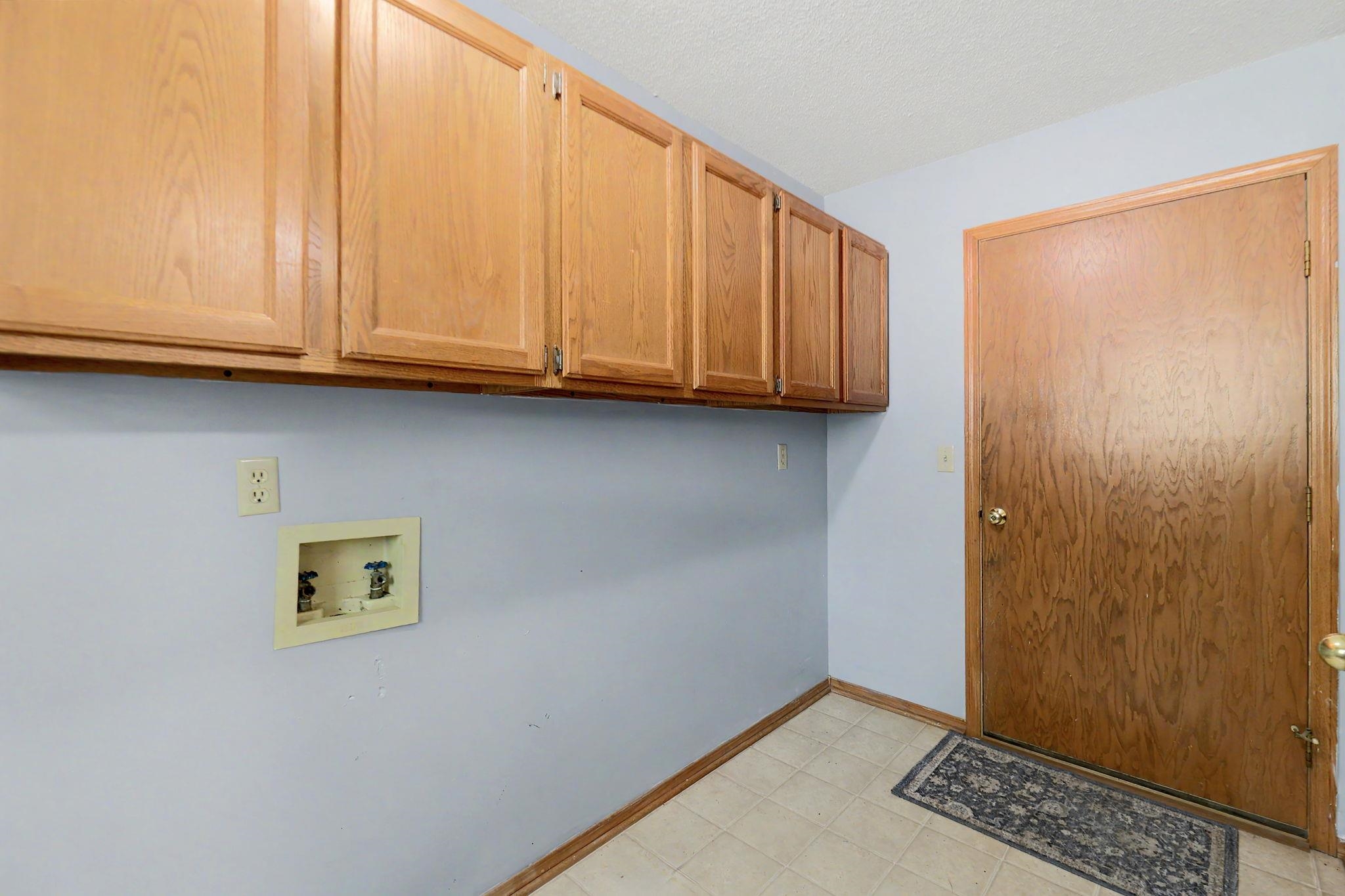 2735 S Carrwood Property Photo 15