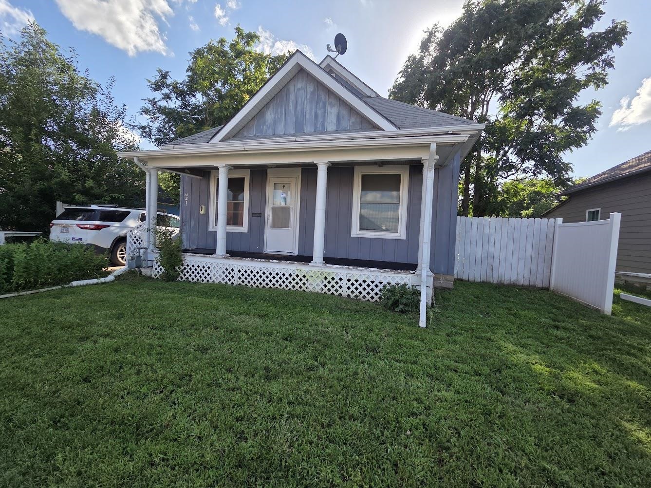 621 N 9th Street Property Photo 1