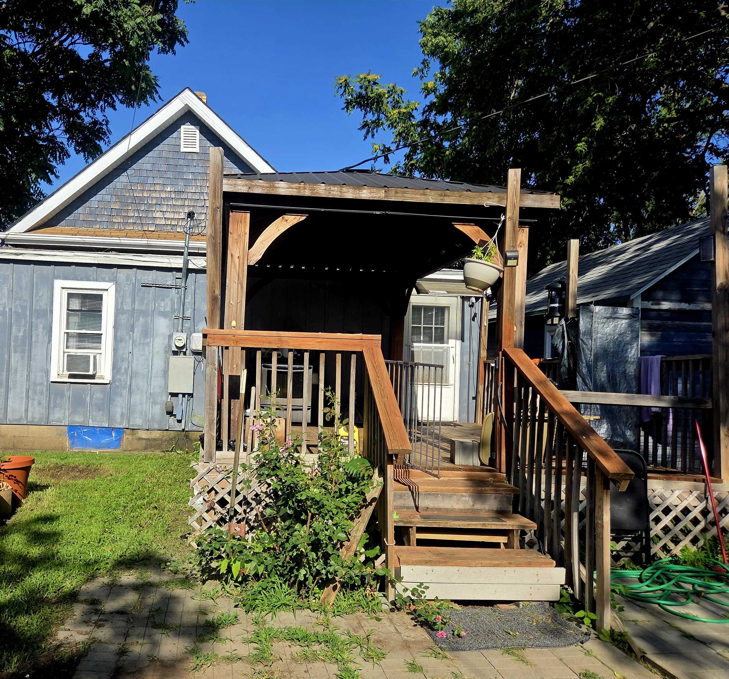 621 N 9th Street Property Photo 2