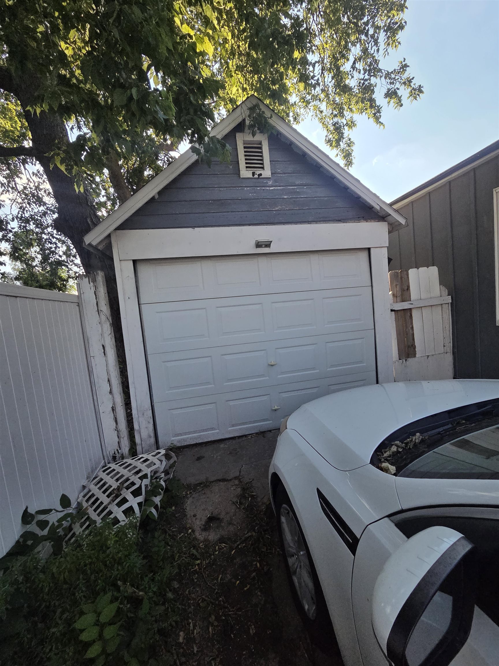 621 N 9th Street Property Photo 3