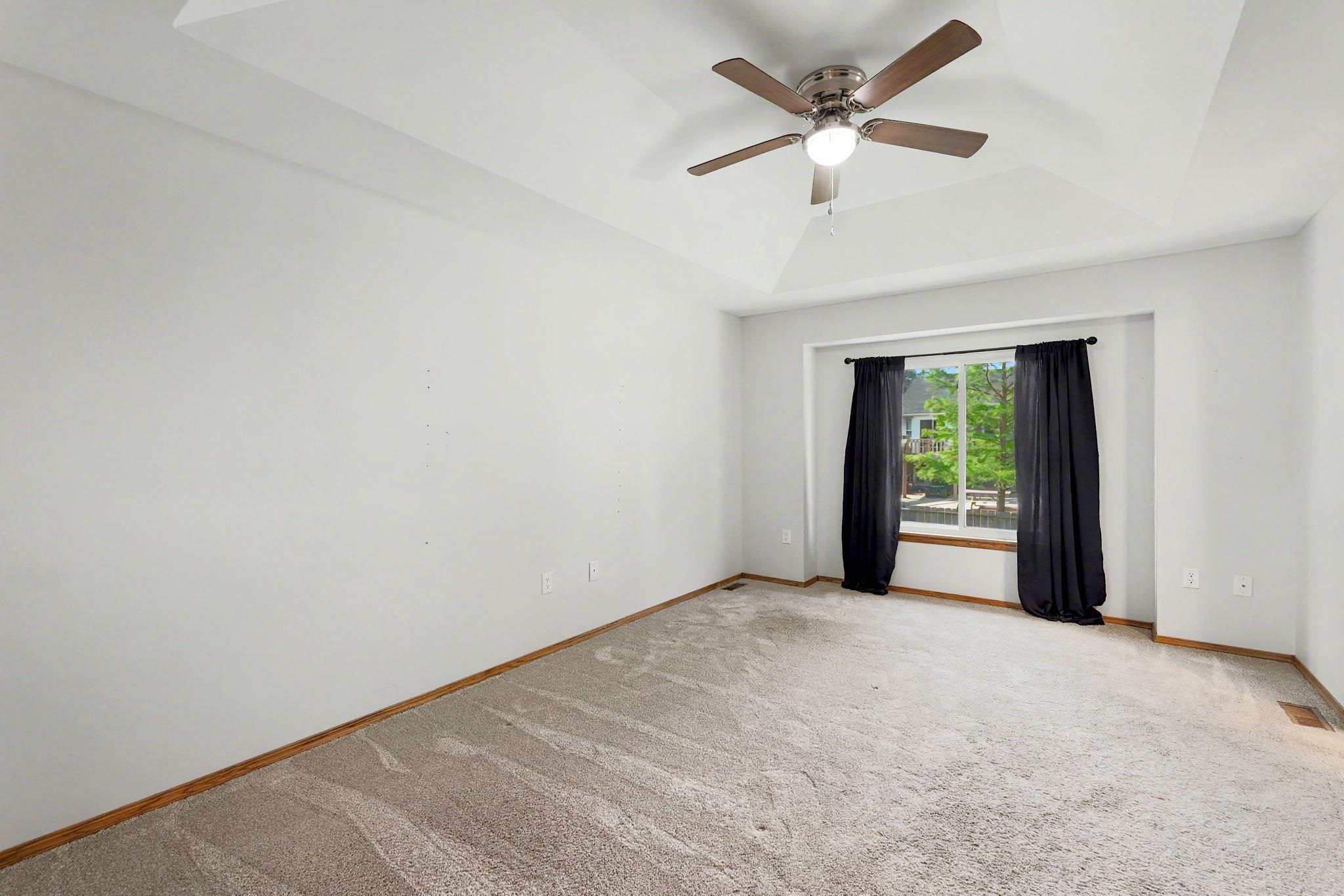1707 E Oxford Cir Property Photo 13