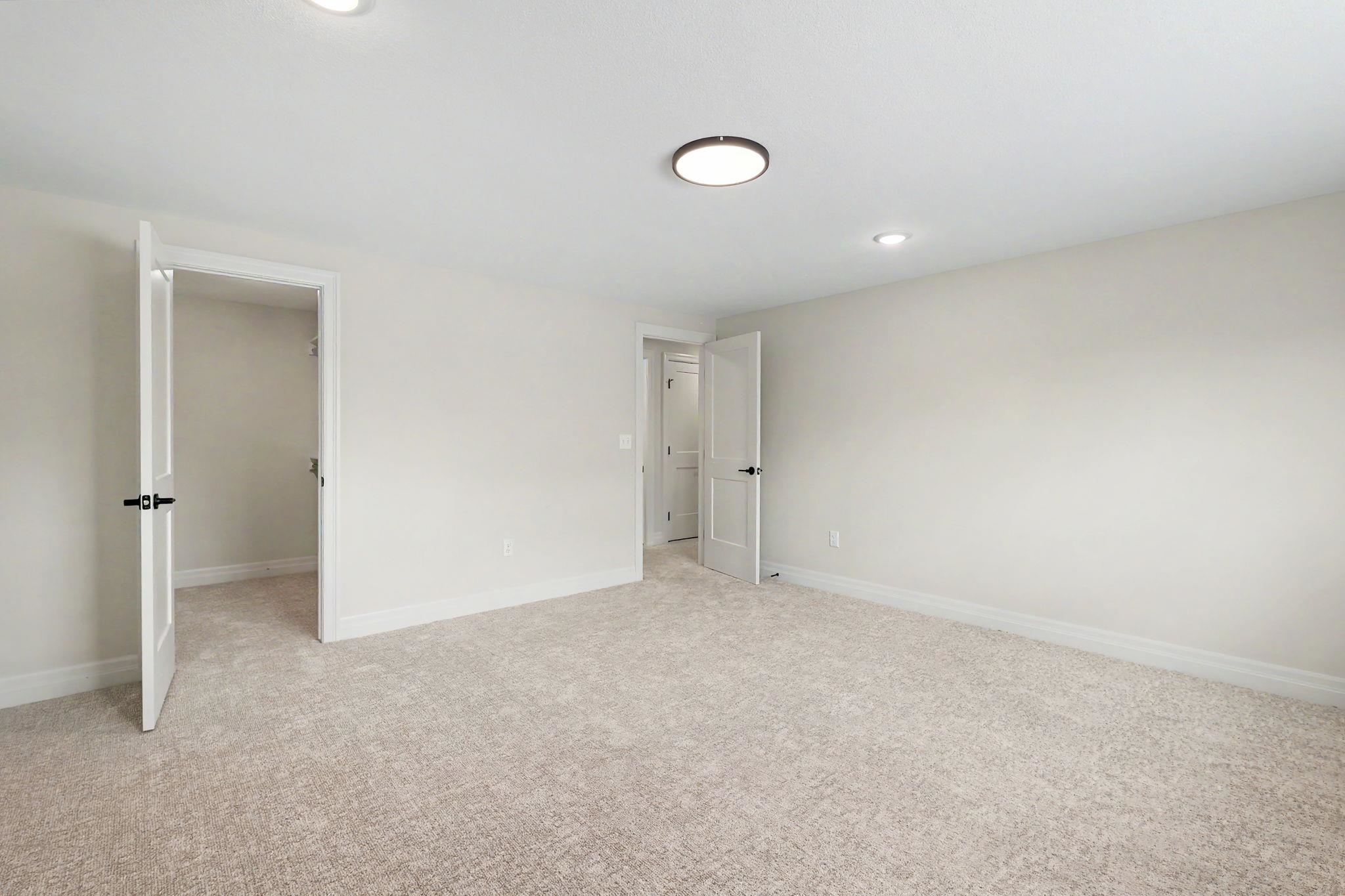 2591 N Doris Court Property Photo 29