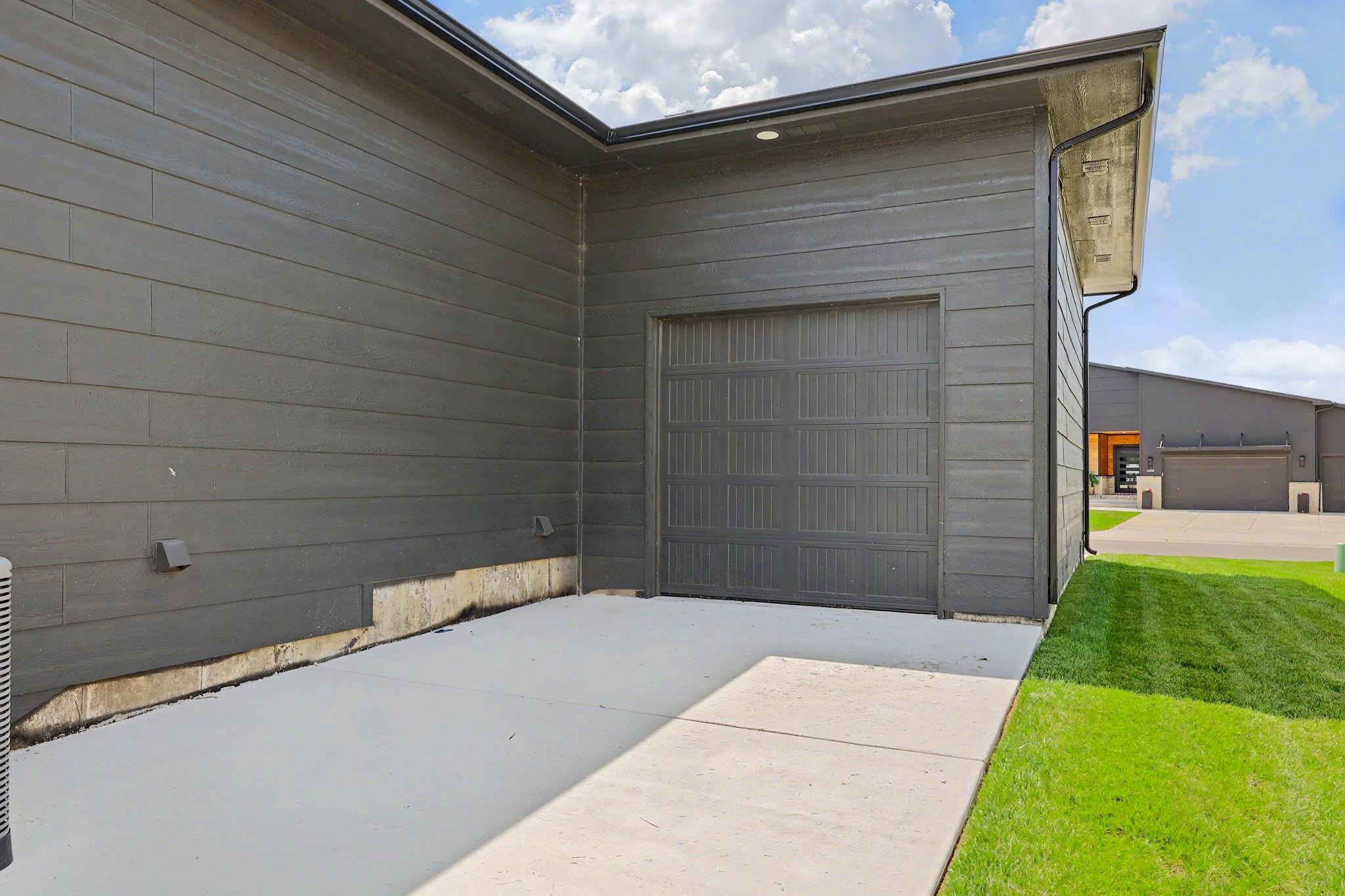 2591 N Doris Court Property Photo 34