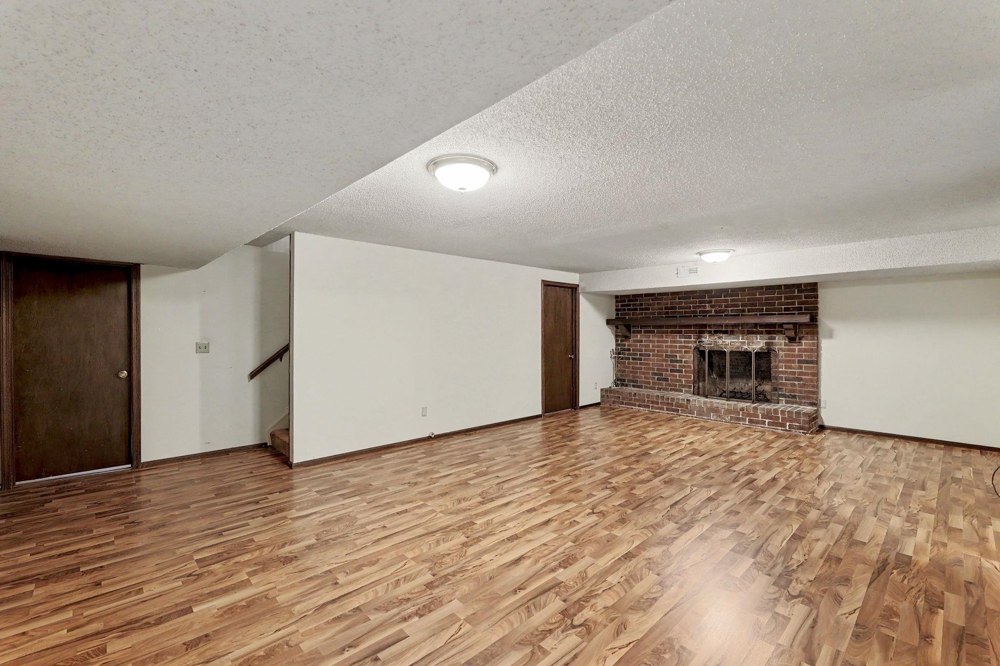 701 N Oak Forest Ln Property Photo 19