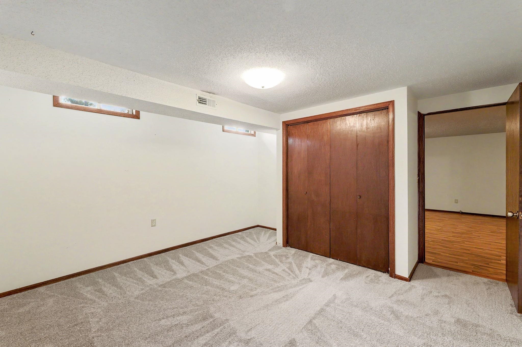 701 N Oak Forest Ln Property Photo 21