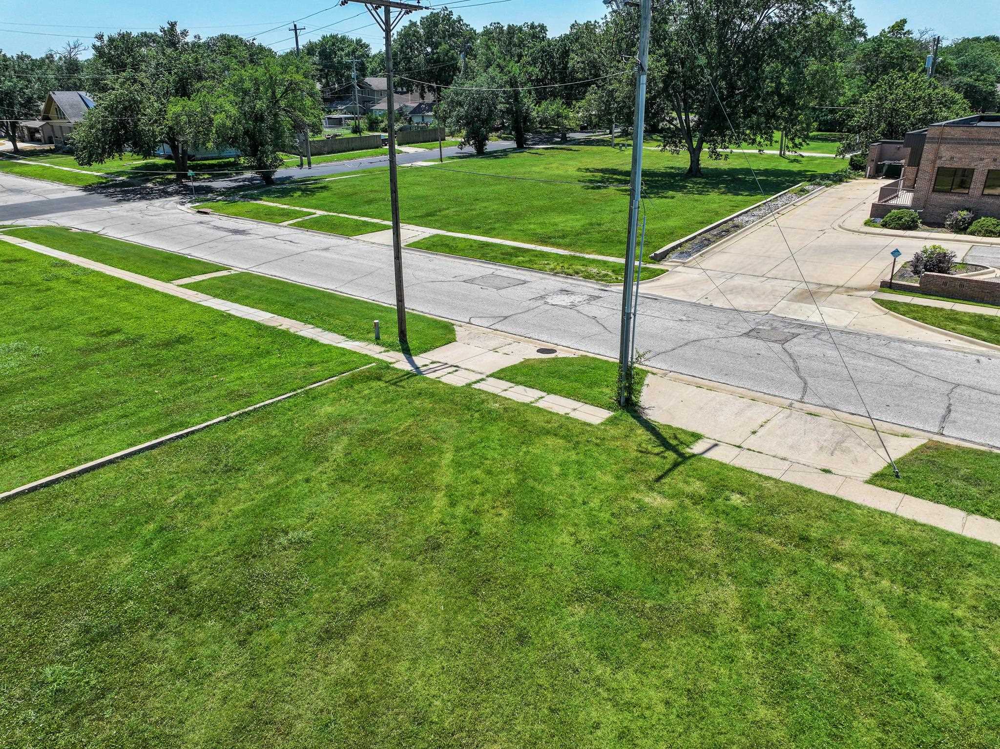 635 W Central Ave Property Photo 11