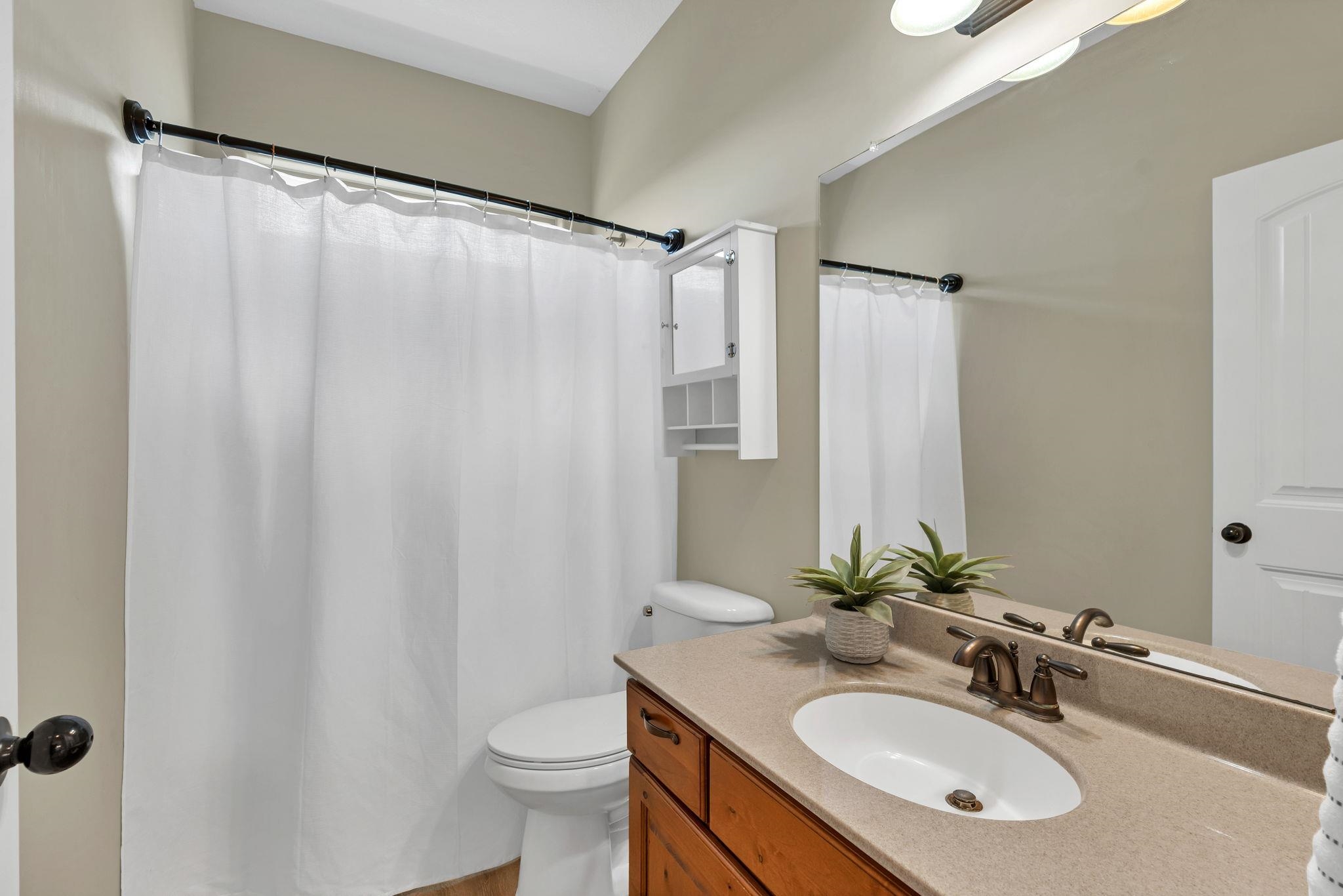 2801 N Emerson Property Photo 18