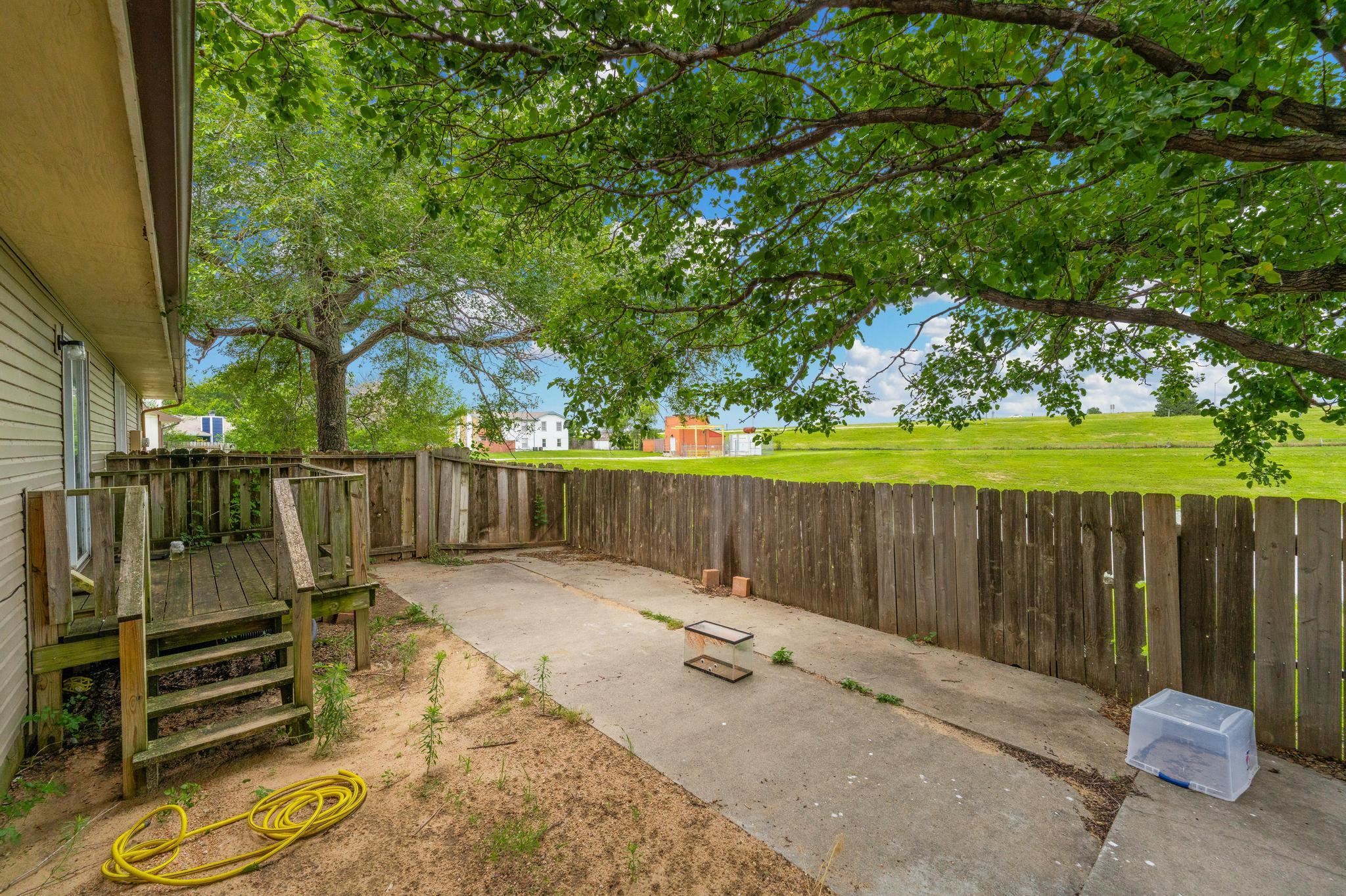 1509 N Smith Cir Property Photo 25