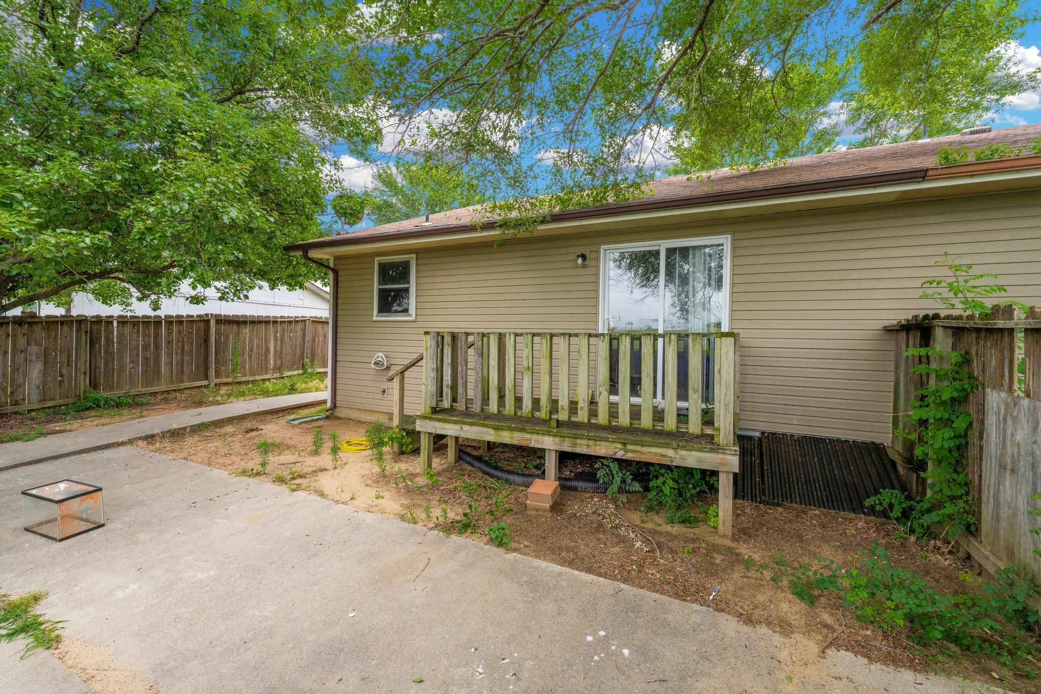 1509 N Smith Cir Property Photo 26