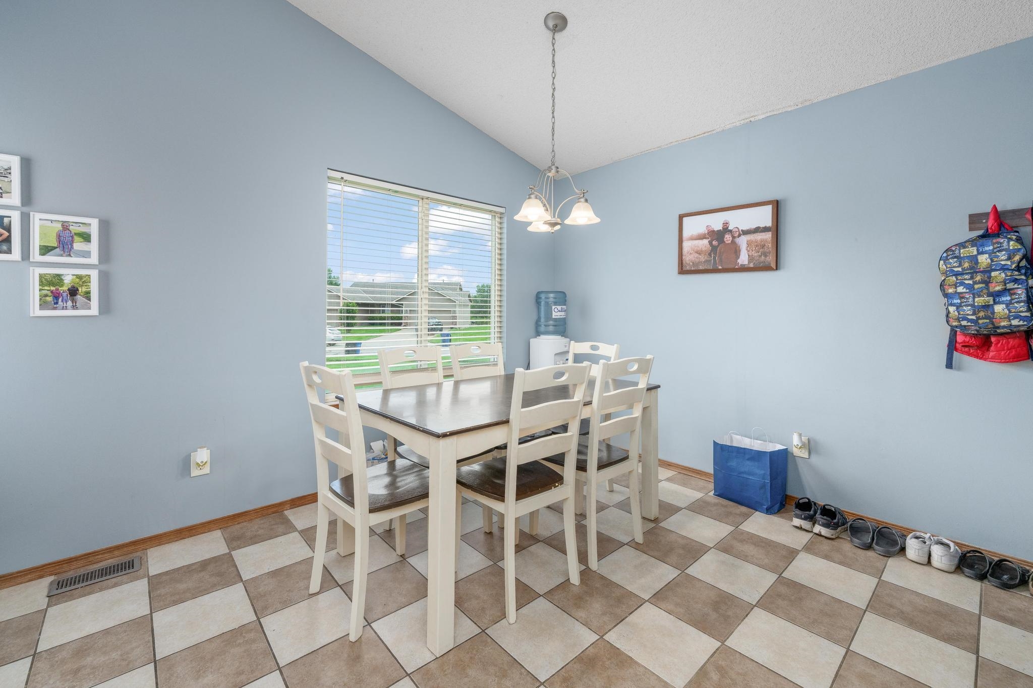 3811 N Pepper Ridge St Property Photo 8
