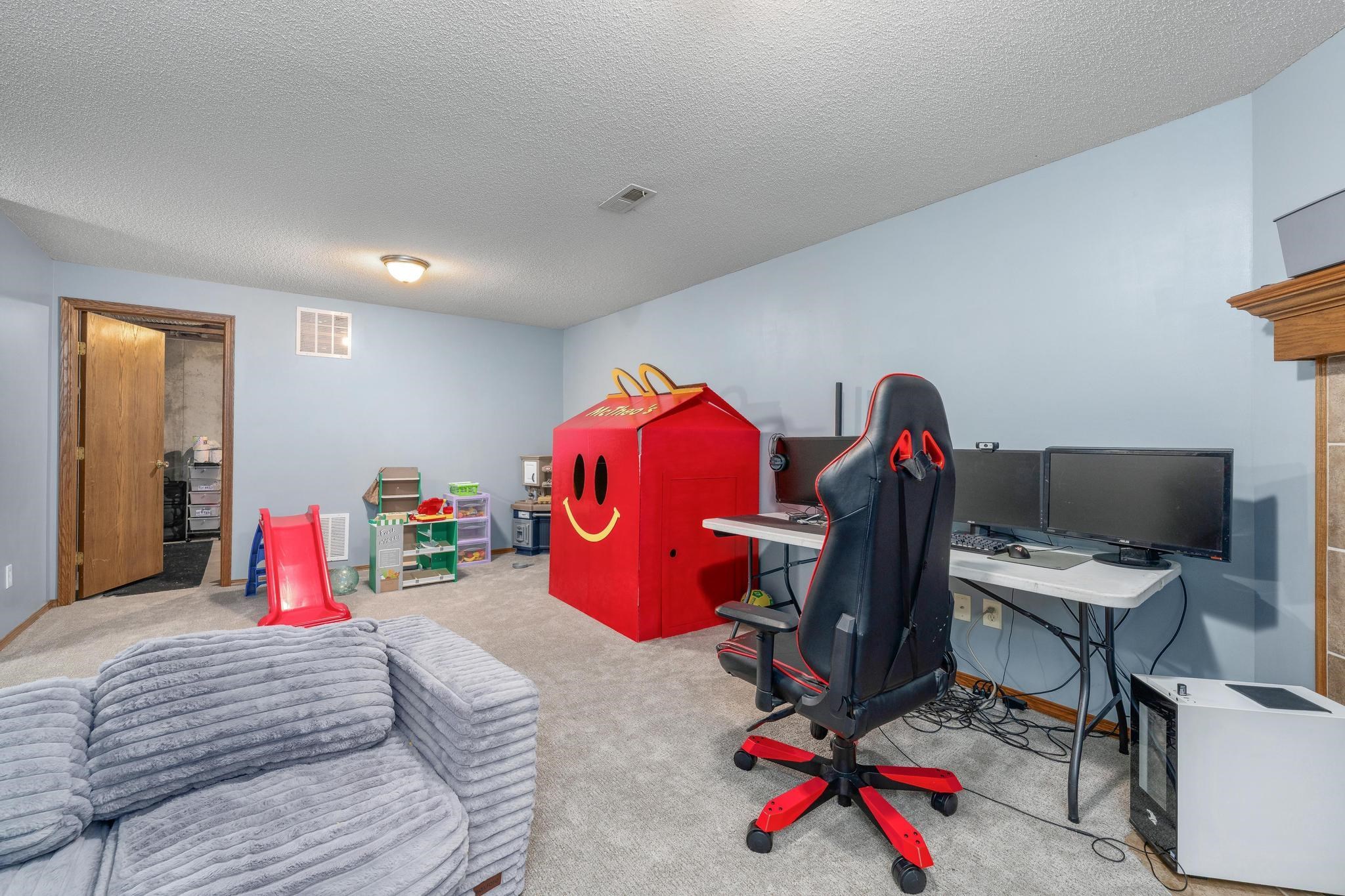 3811 N Pepper Ridge St Property Photo 18