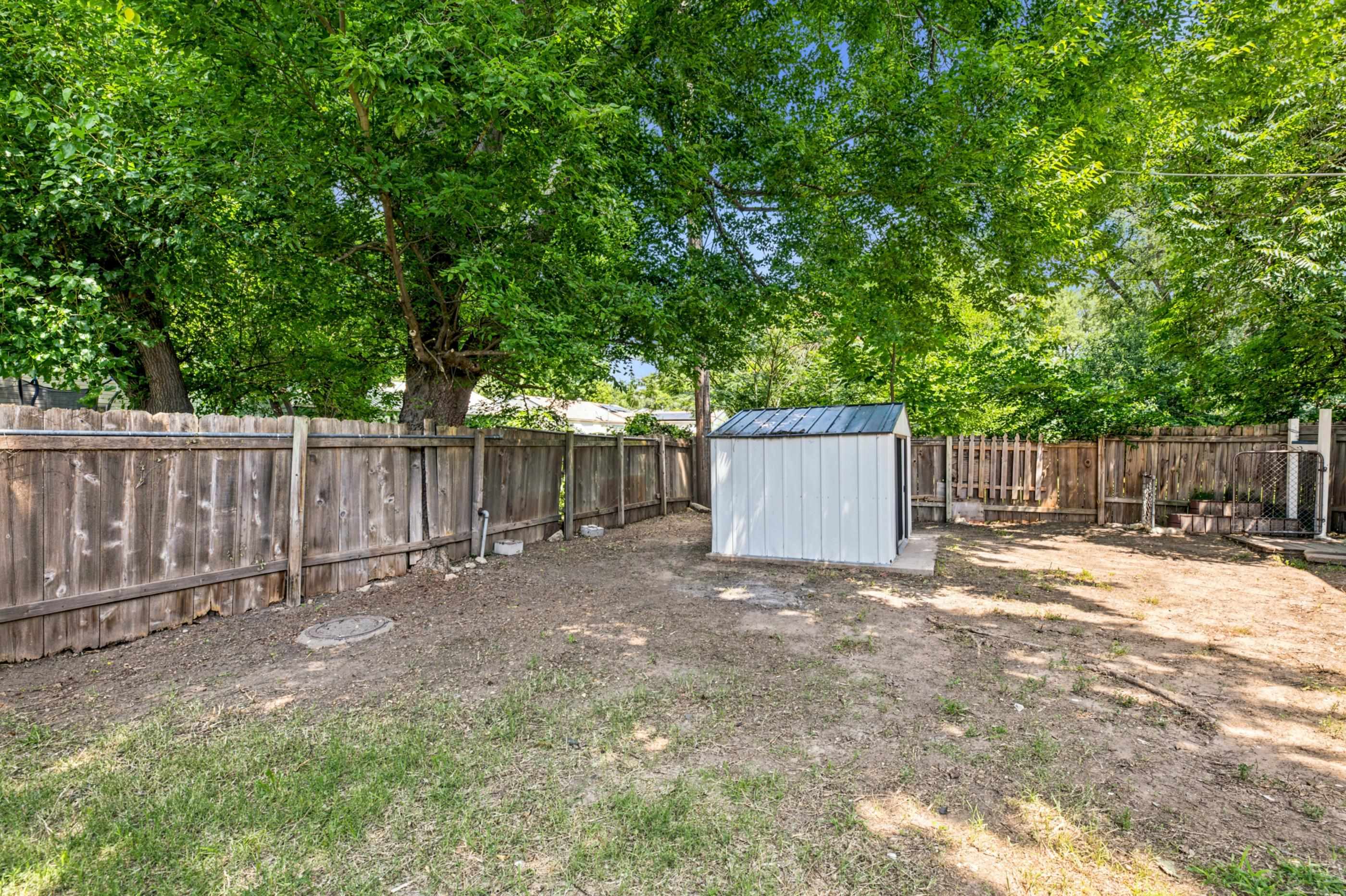 2379 S Volutsia Ave Property Photo 28