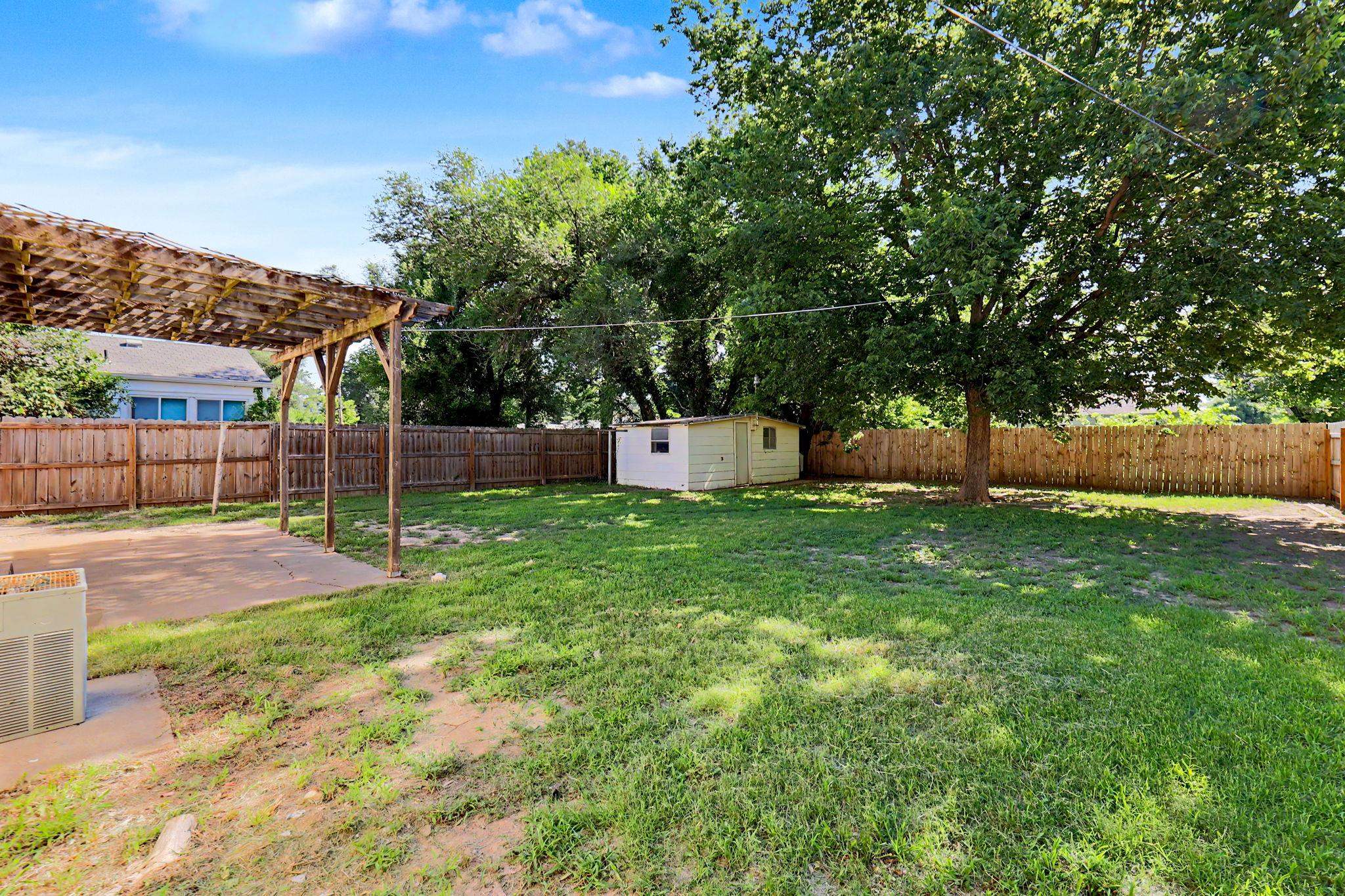 2232 S Estelle Property Photo 4