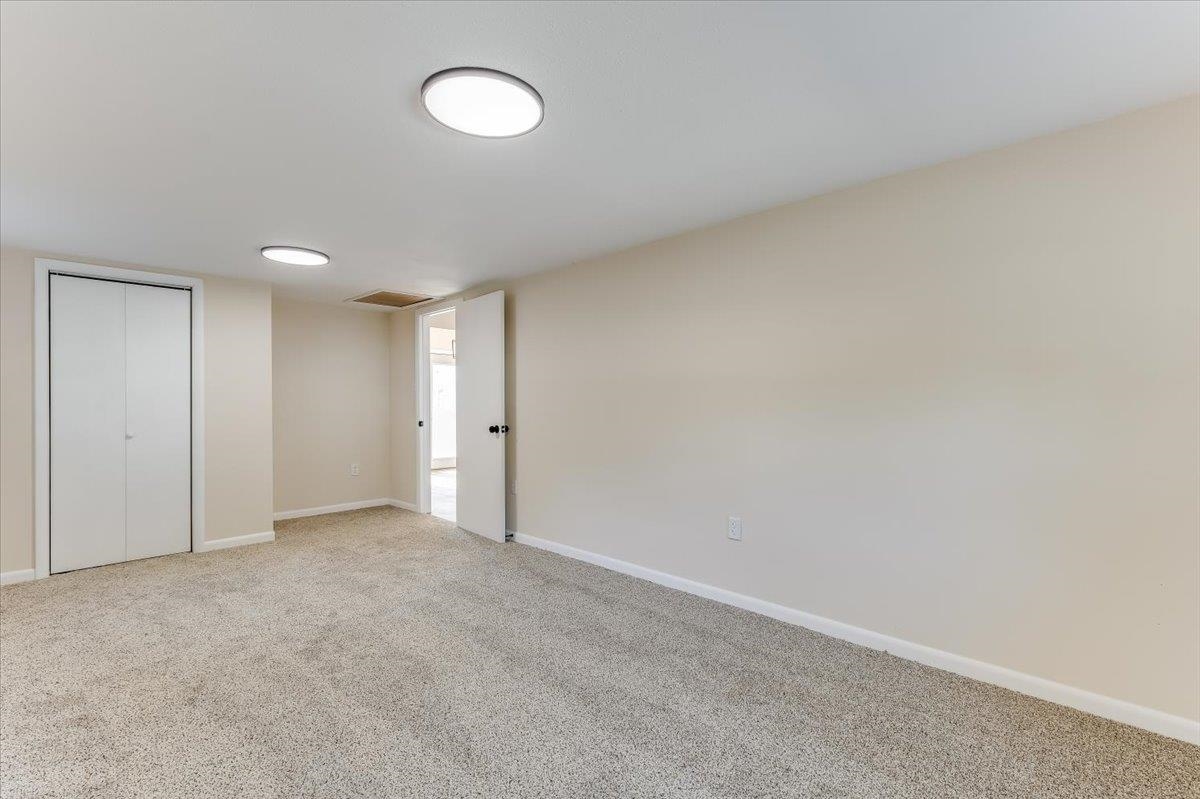 3426 S Osage Property Photo 11