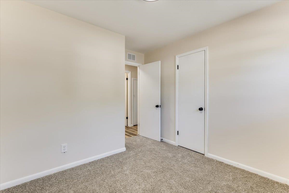 3426 S Osage Property Photo 22