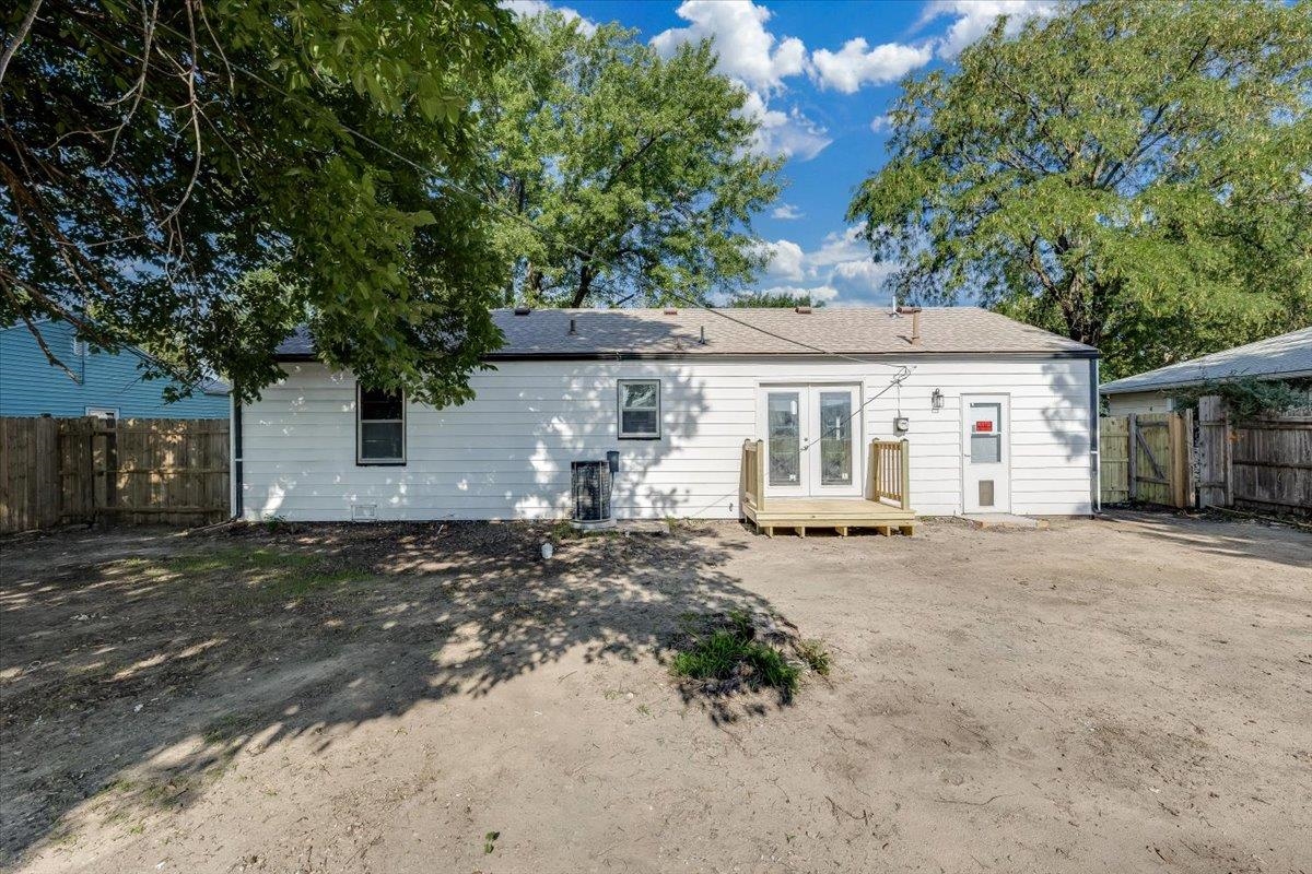 3426 S Osage Property Photo 24