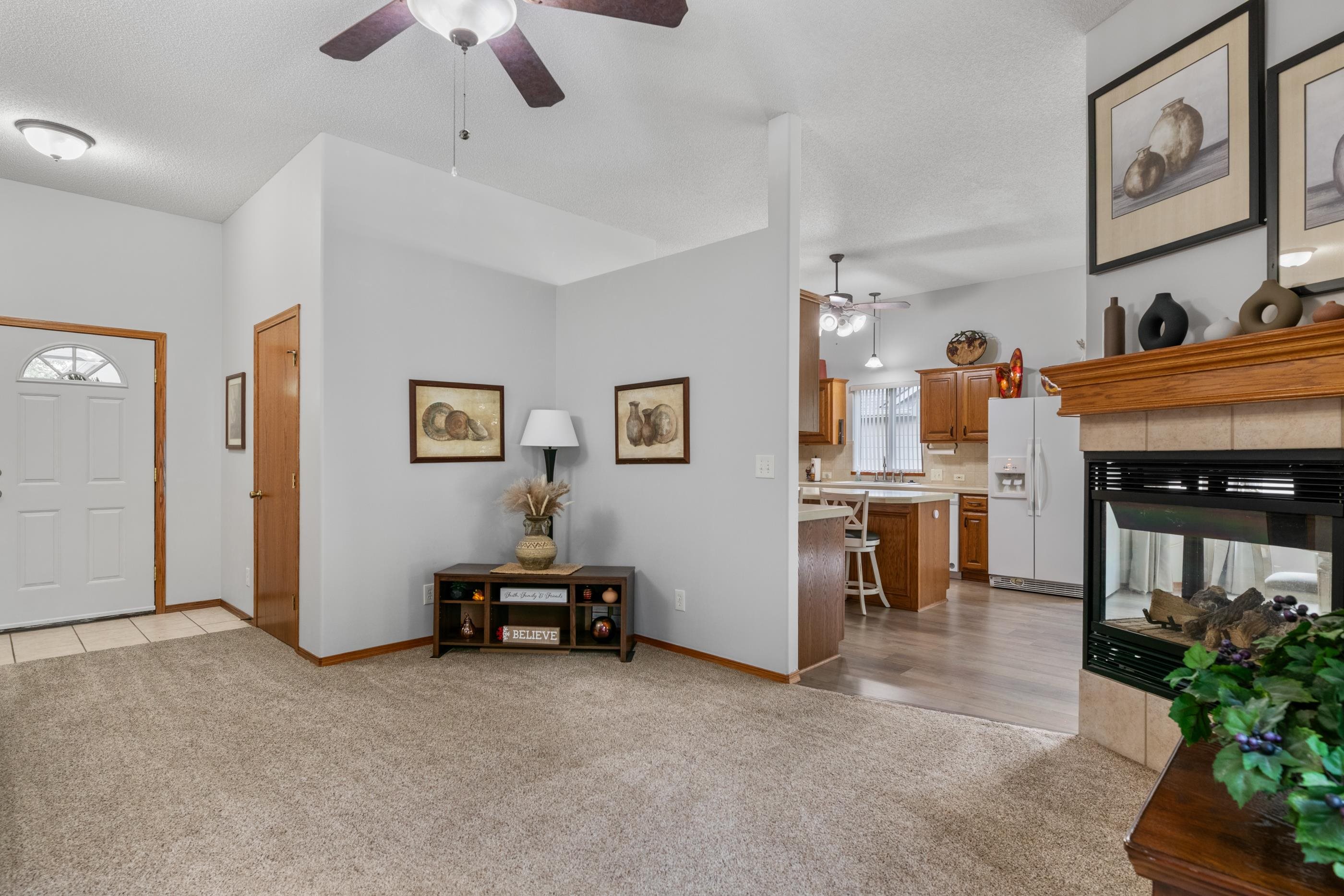 3202 N Wild Rose Property Photo 6
