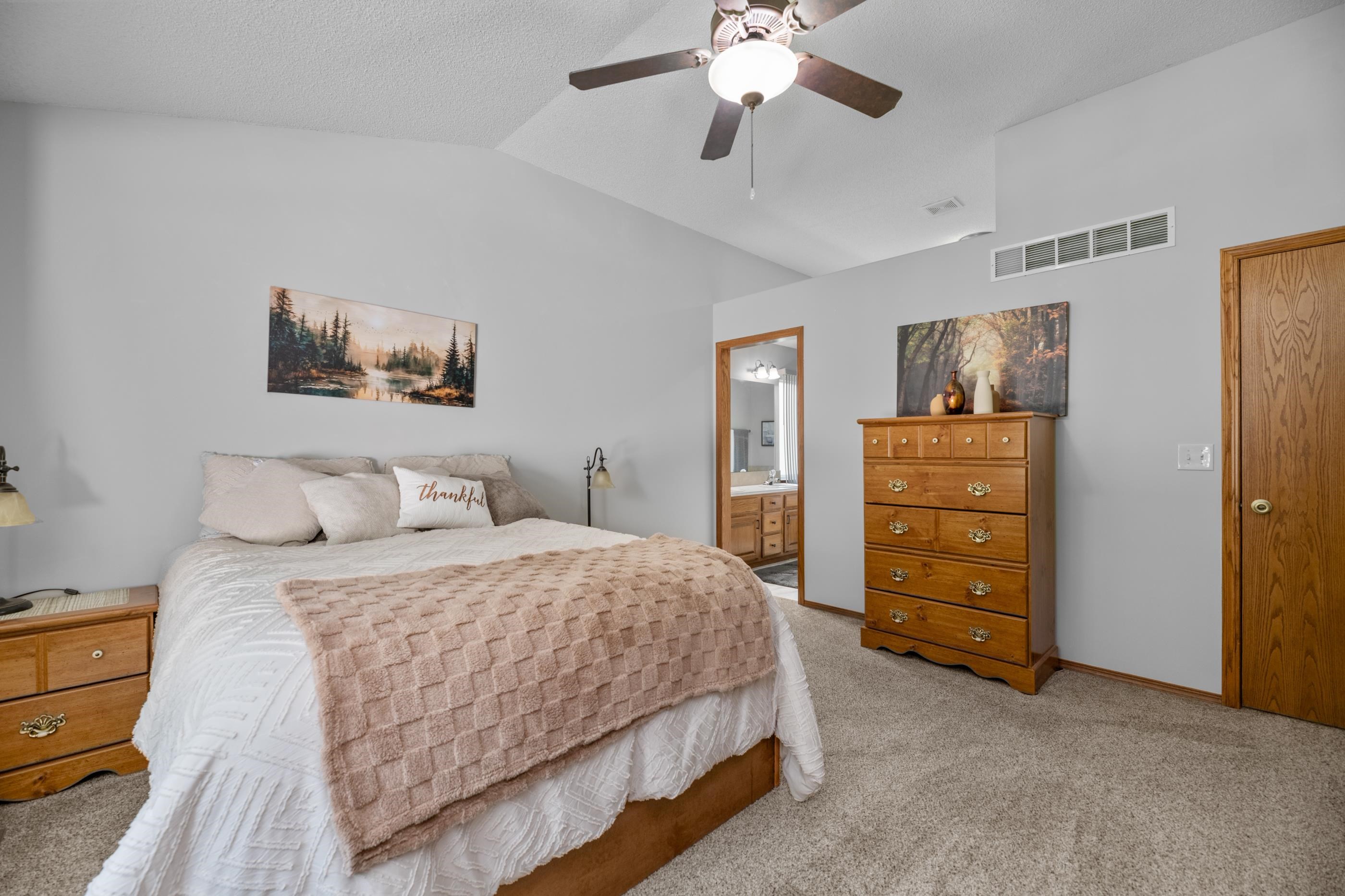 3202 N Wild Rose Property Photo 16