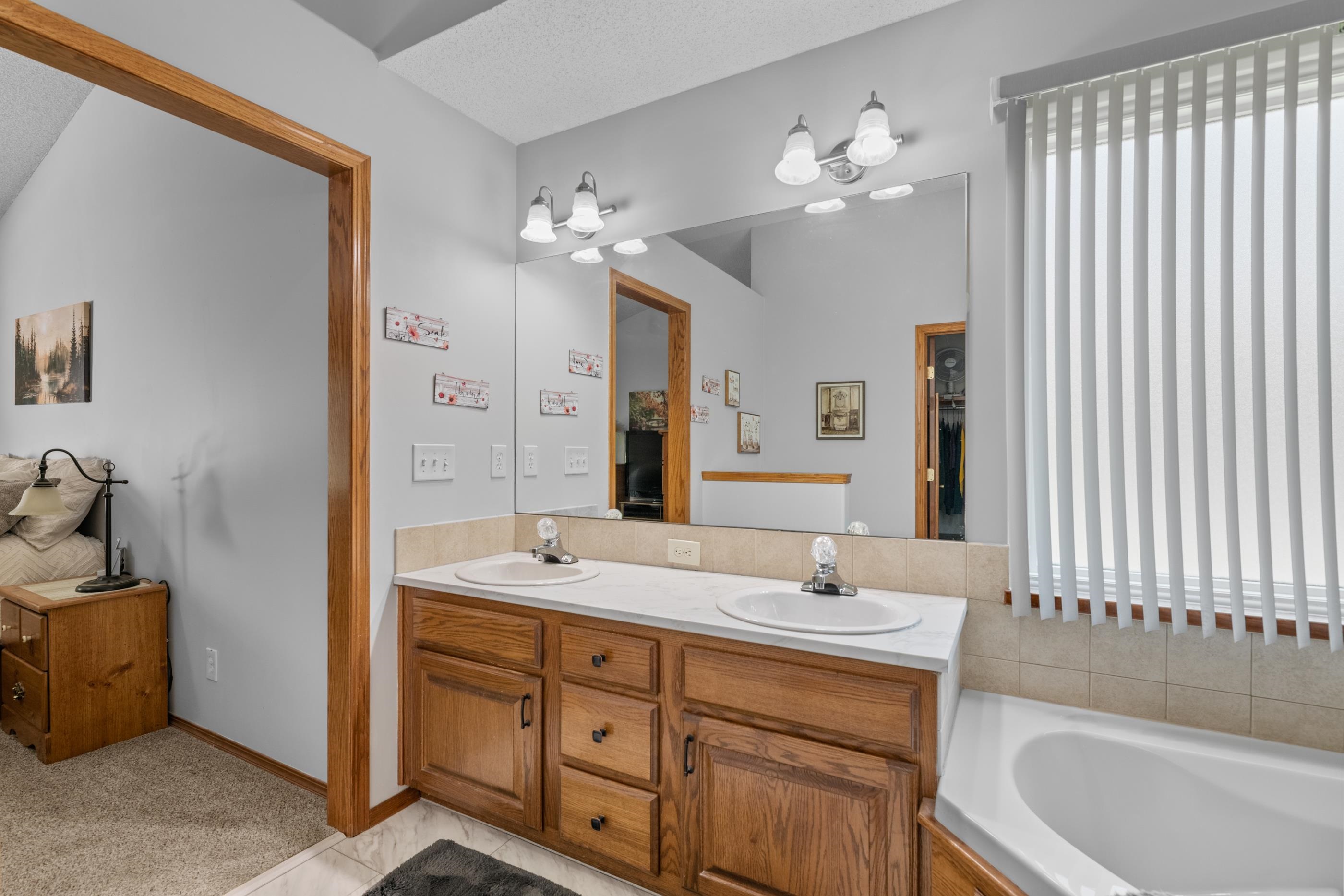 3202 N Wild Rose Property Photo 18