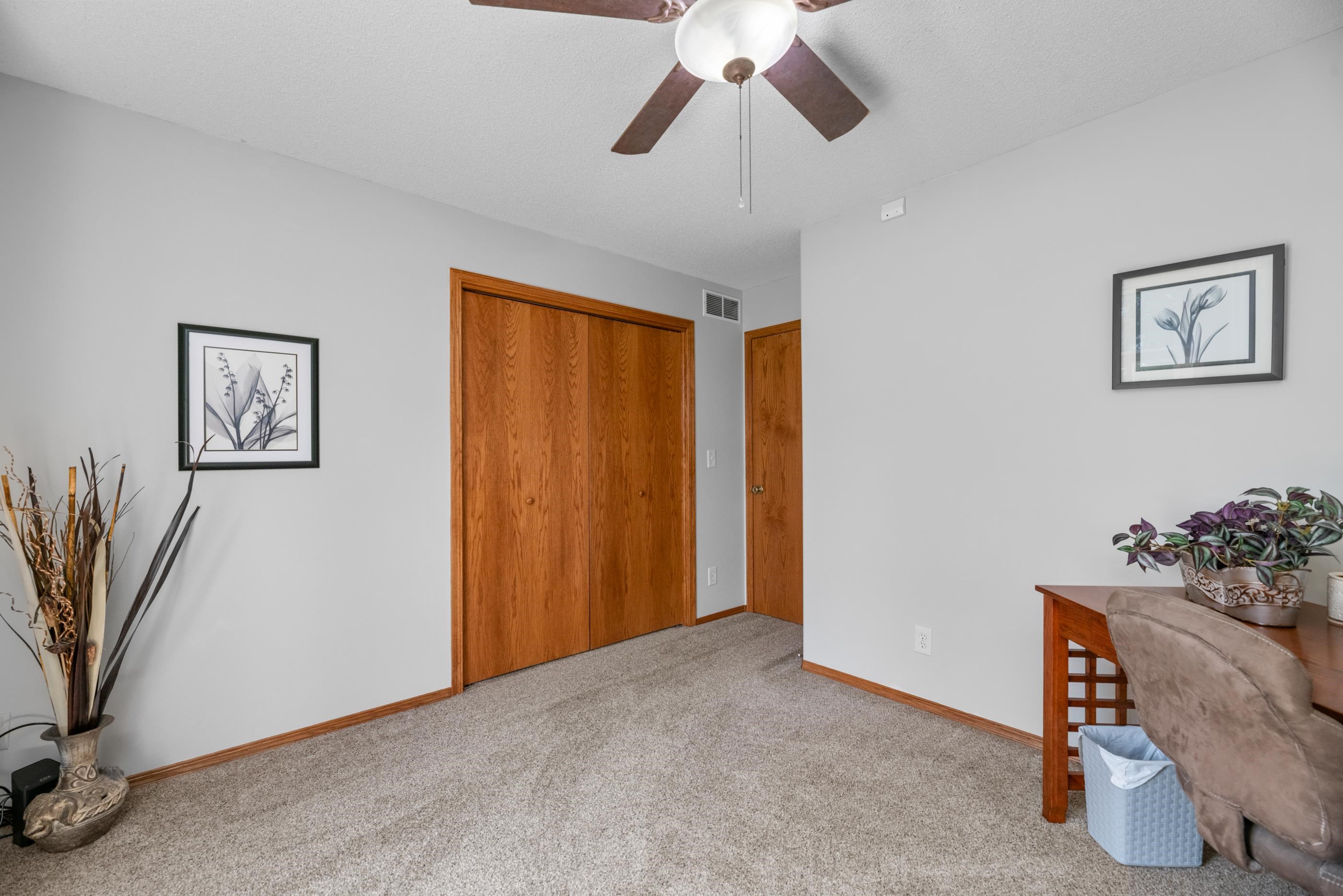 3202 N Wild Rose Property Photo 22