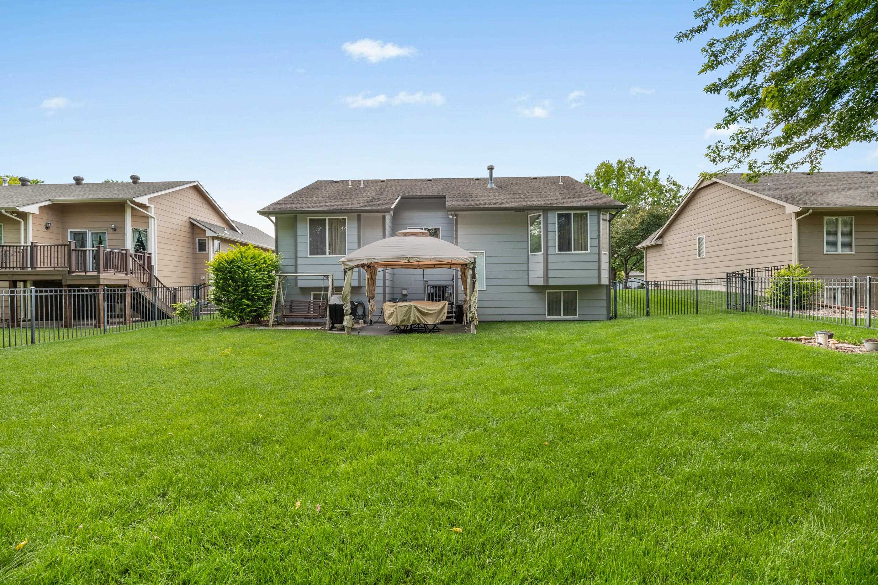 3202 N Wild Rose Property Photo 33