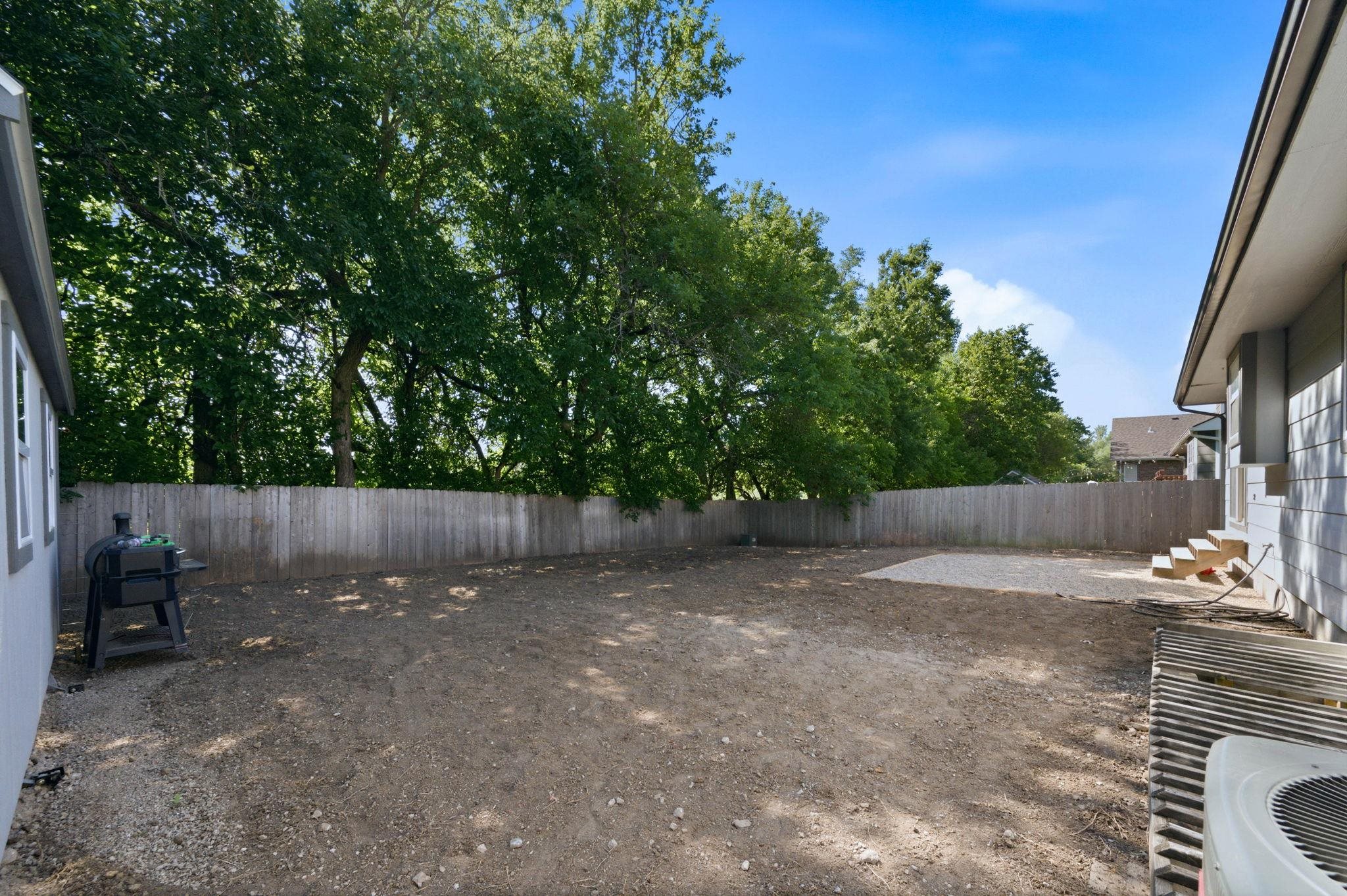 1006 N Park Road Property Photo 25