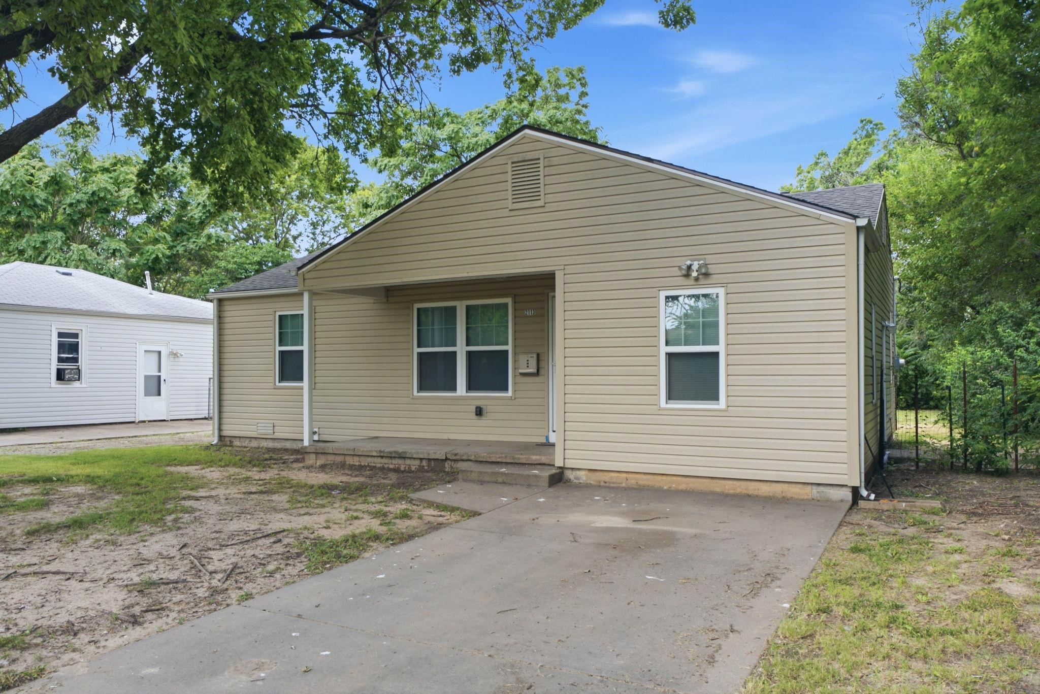 2113 S Glenn Property Photo 1