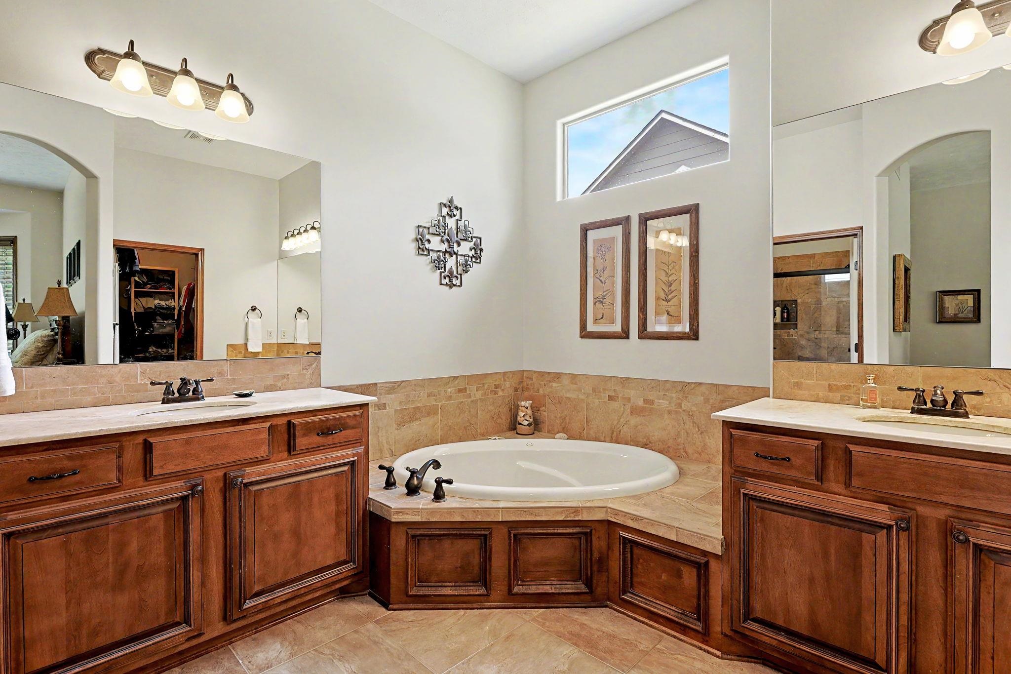 732 N Deerfield Cir Property Photo 19