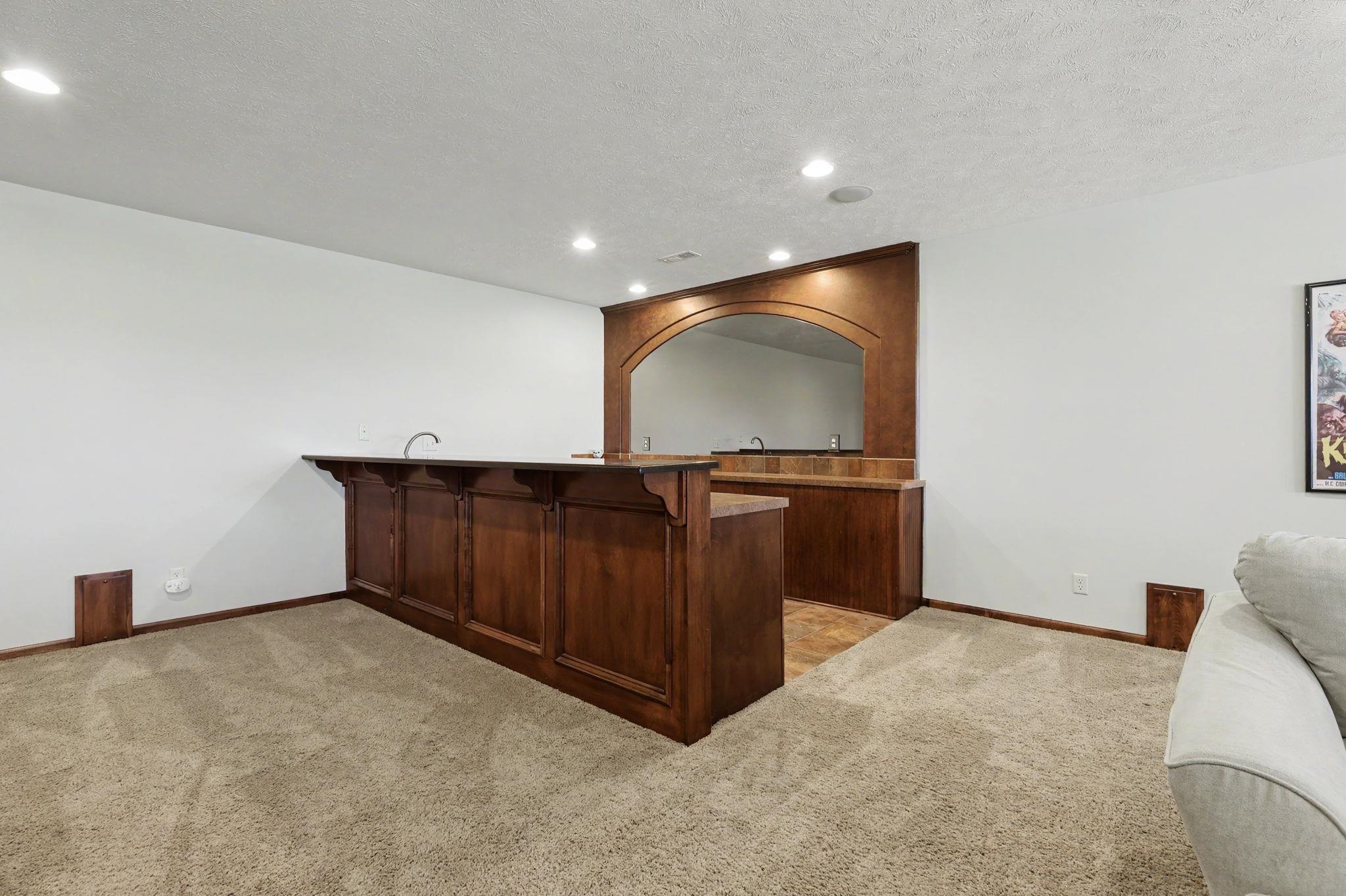 732 N Deerfield Cir Property Photo 24