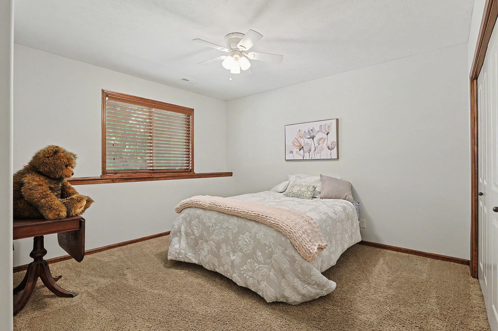 732 N Deerfield Cir Property Photo 30